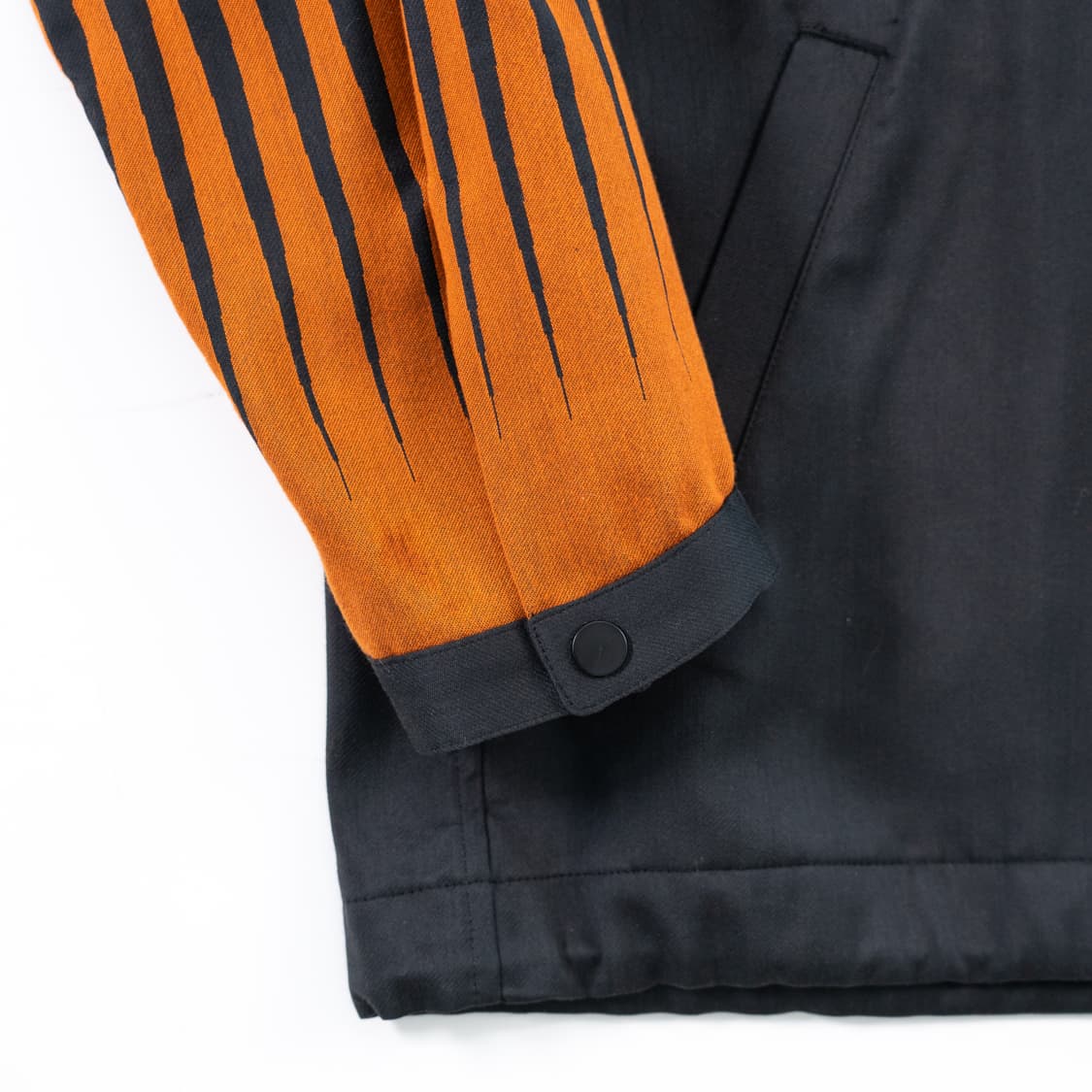 Issey Miyake 16-17AW 선버스트 슬리브 코치 자켓 상품이미지5