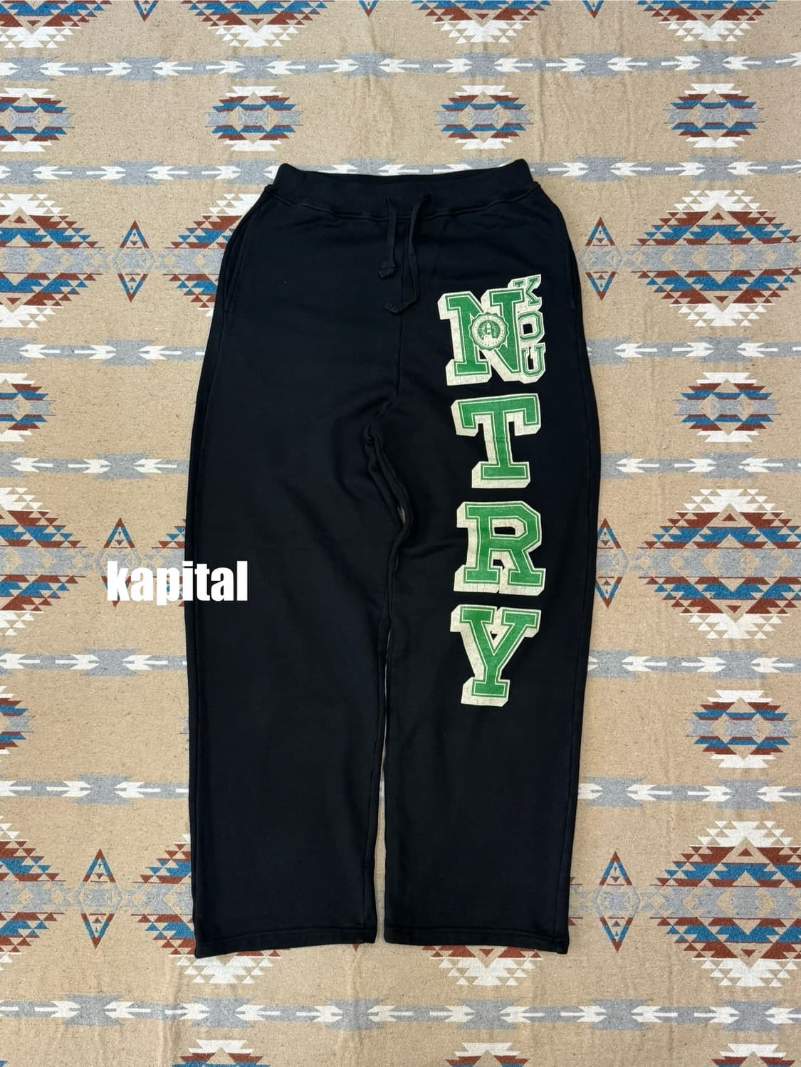 [4][XL] 캐피탈 30 플리스 스웨트팬츠 블랙 상품이미지1