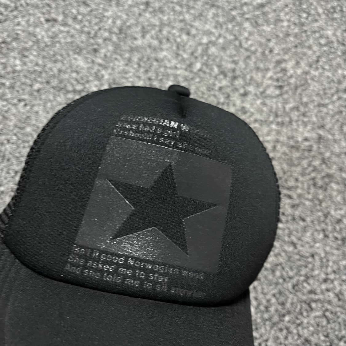 노르웨이숲 트러커 매쉬캡 블랙 미사용 상품이미지3