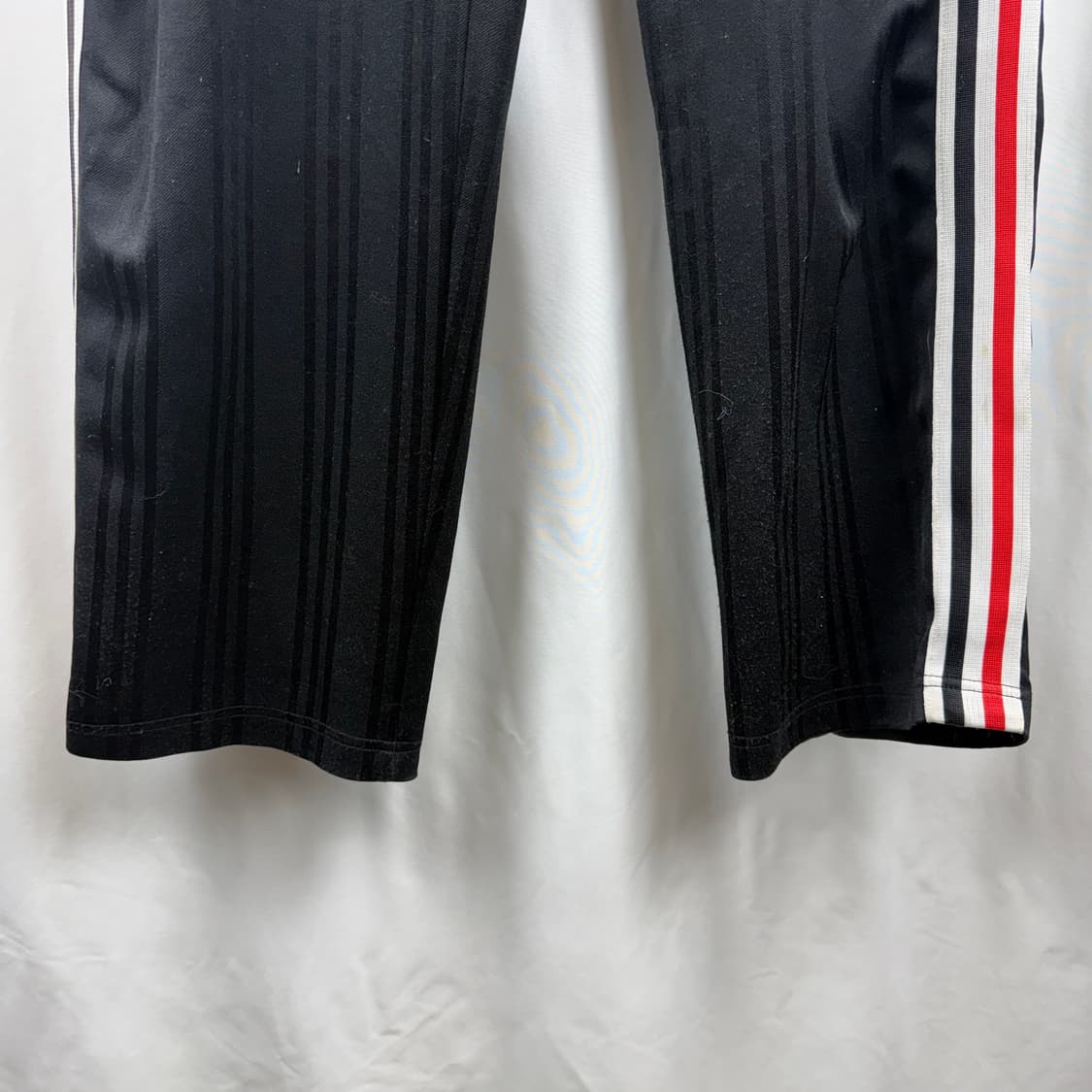 (90) 아디다스 올드스쿨 삼선 스트라이프 와이드 트랙 팬츠 상품이미지3