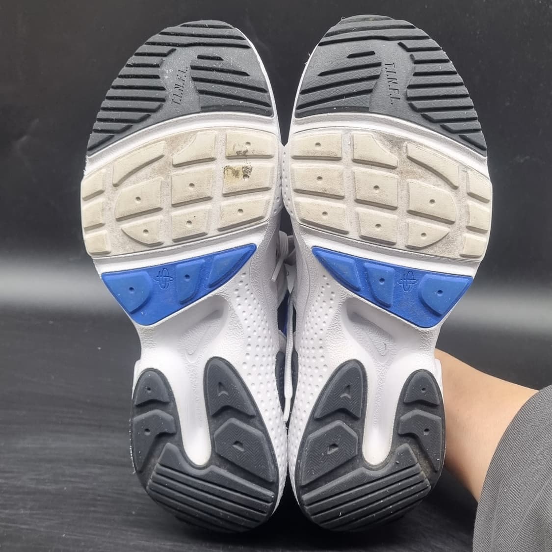 나이키 허라취 엣지 운동화250 상품이미지3