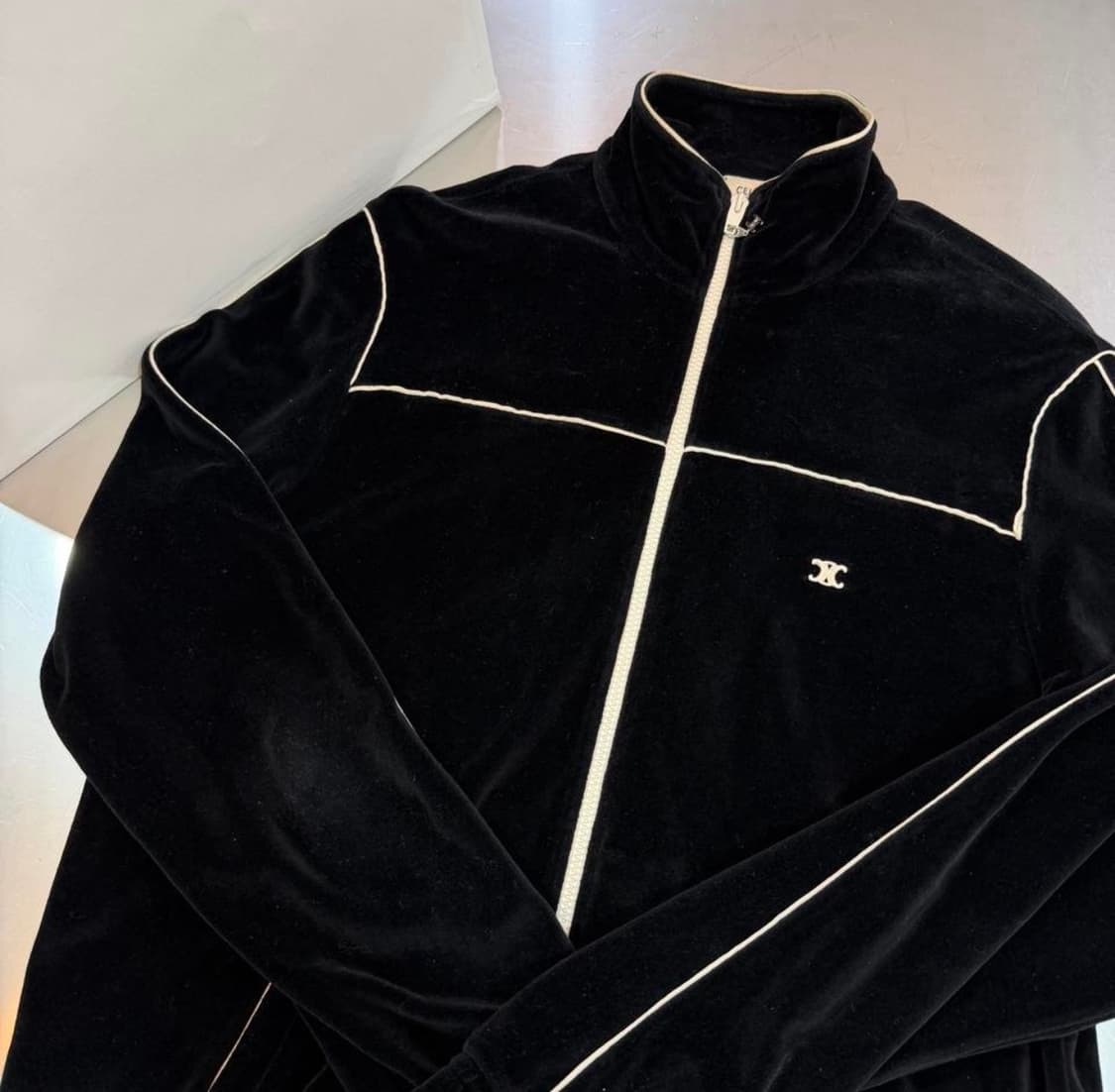 [리오브전포점] 셀린느 트리오페 벨루어 트랙 벨벳 집업 상품이미지3