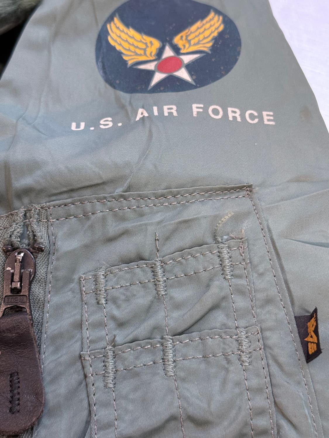 알파 인더스트리  B-15D 플라이트 자켓 상품이미지5