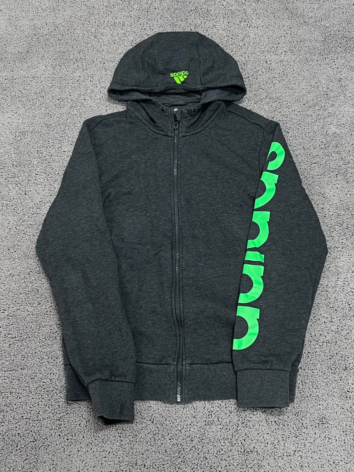 (XL) 아디다스 레터링 후드집업 차콜 상품이미지1