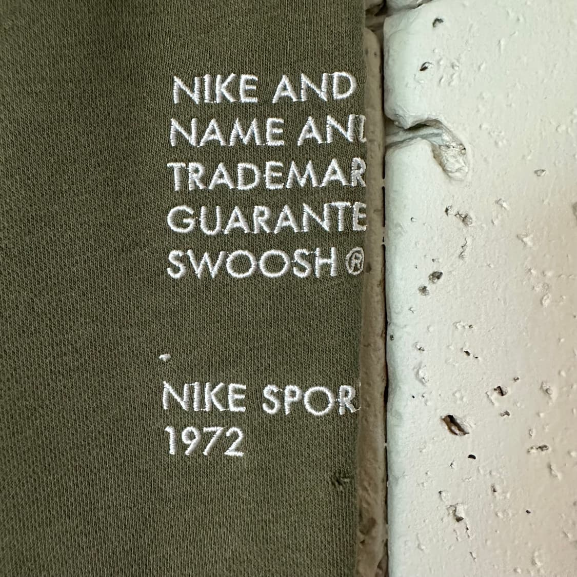 M 나이키 맨투맨 조거팬츠 세트 카키 상품이미지7