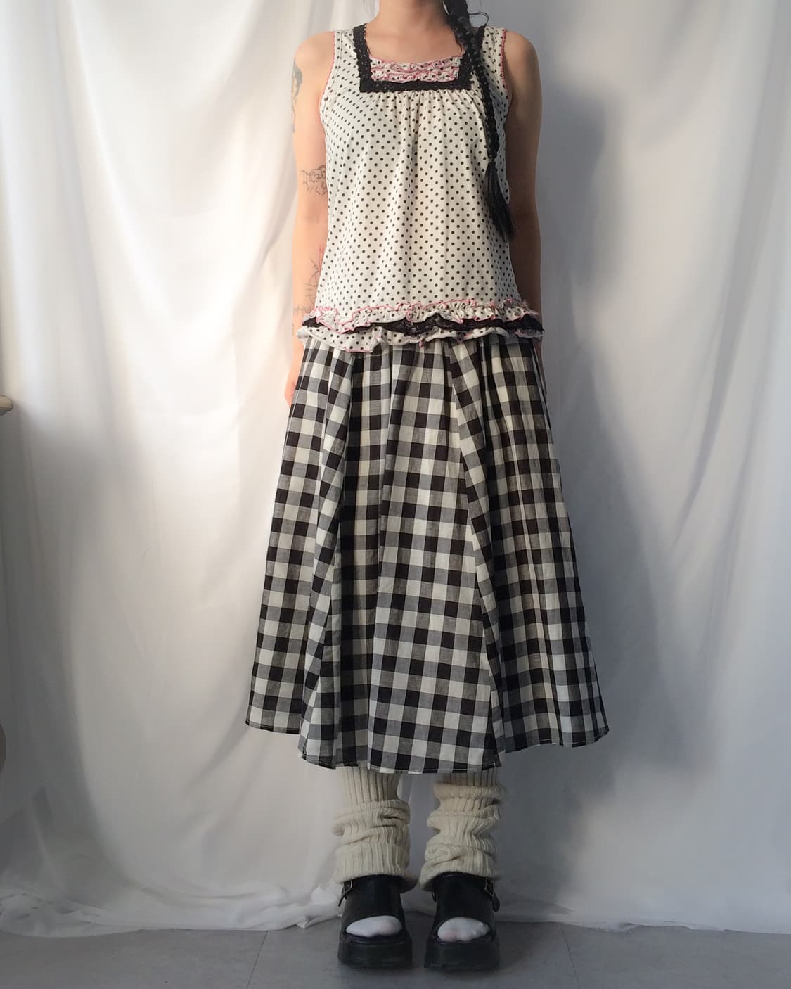 Dot pattern frill sleeveless 상품이미지1