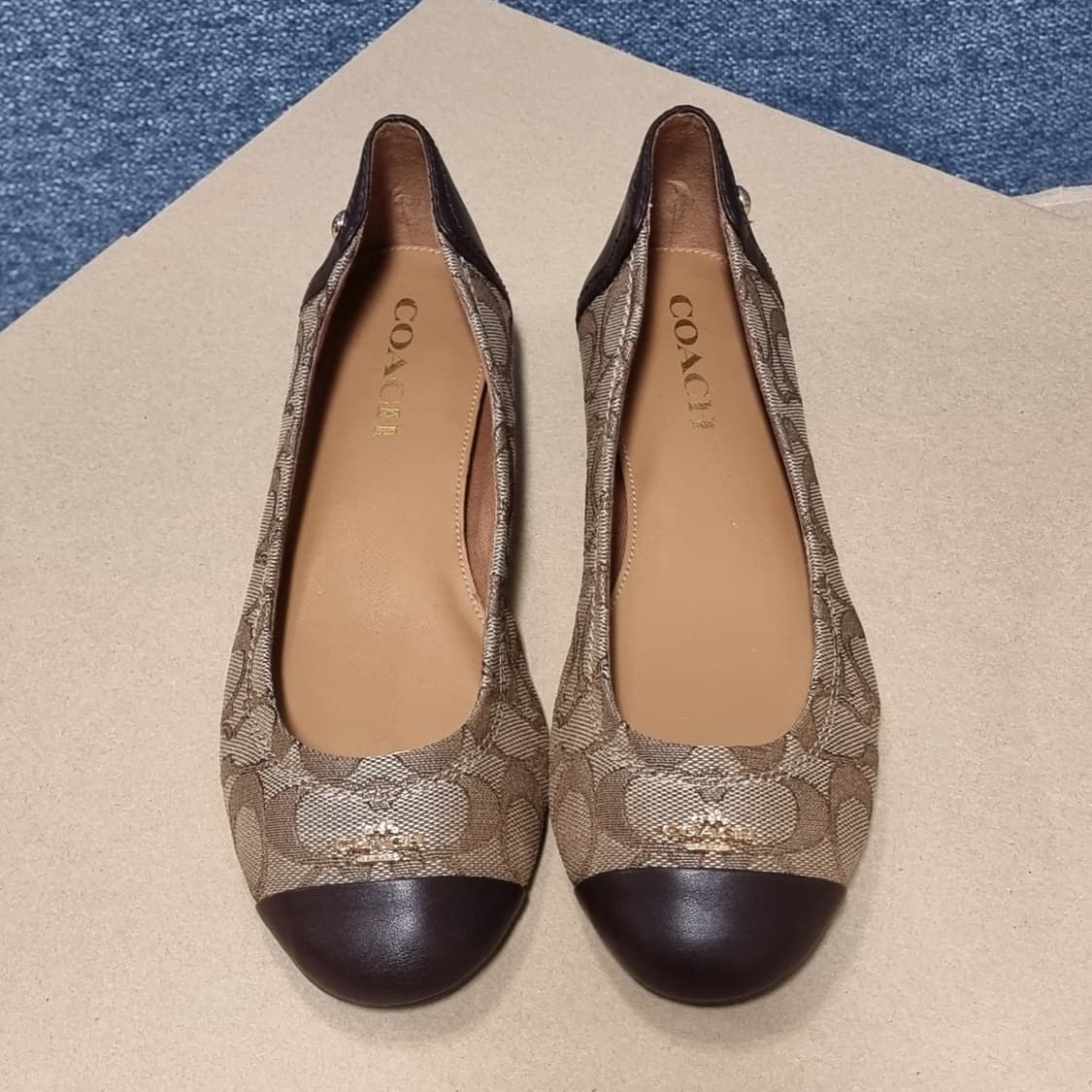 코치 COACH 플랫슈즈 단화 구두 (235-240/표기37) 상태완벽 상품이미지2