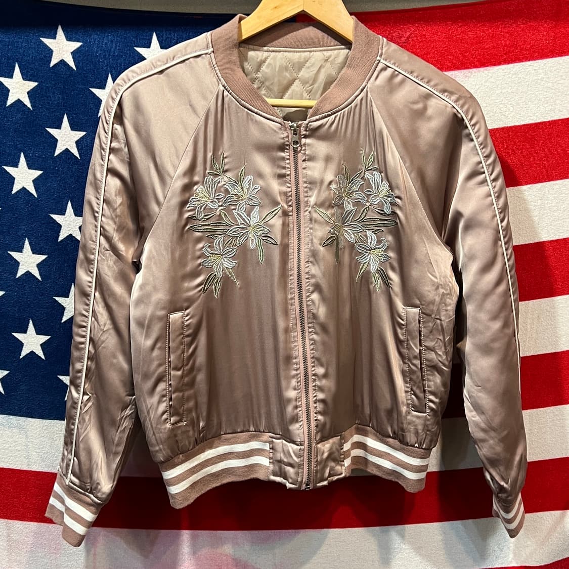 일본 자수 새틴 봄버 스카잔 상품이미지1