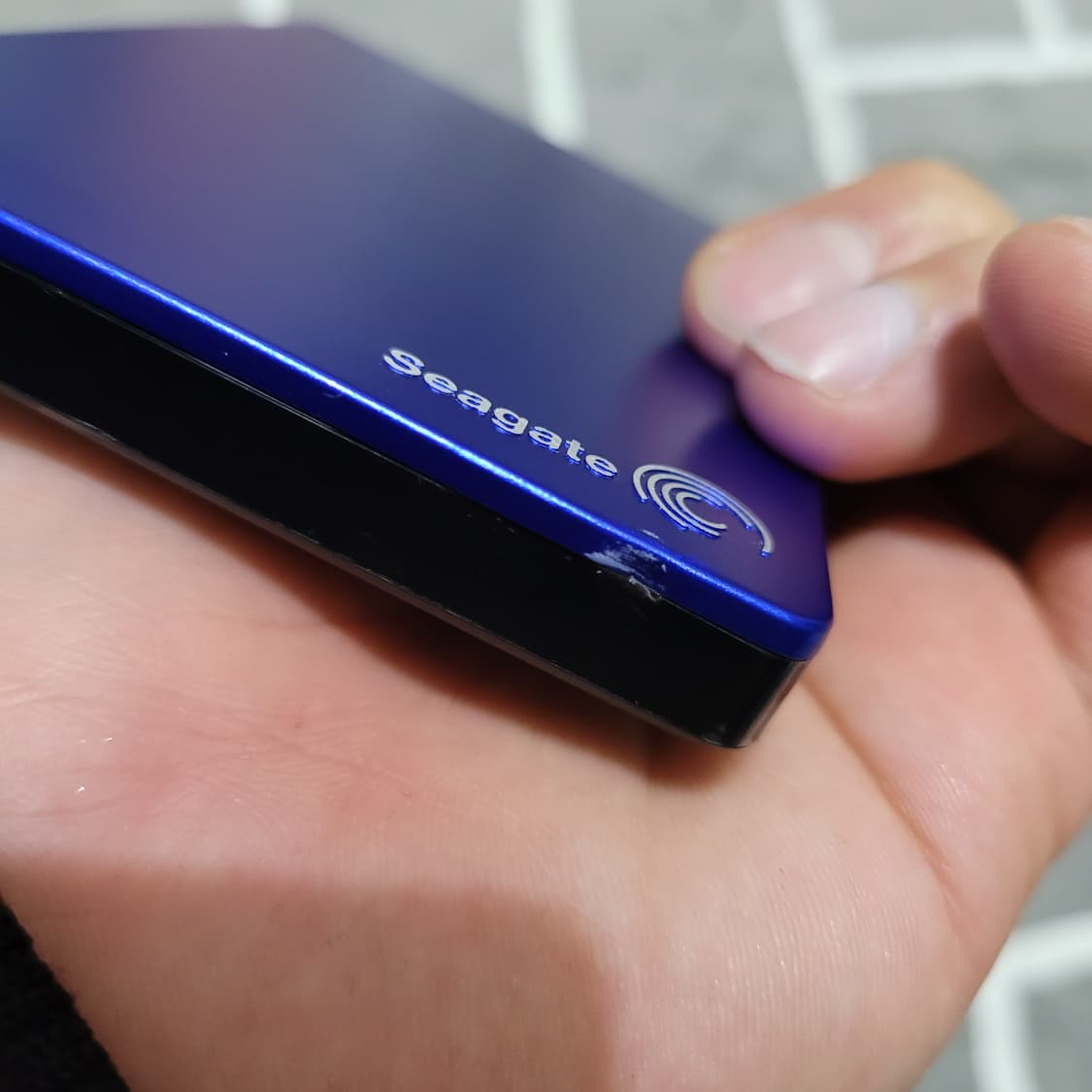 Seagate 씨게이트 1TB 외장하드 블루 색상 상품이미지4