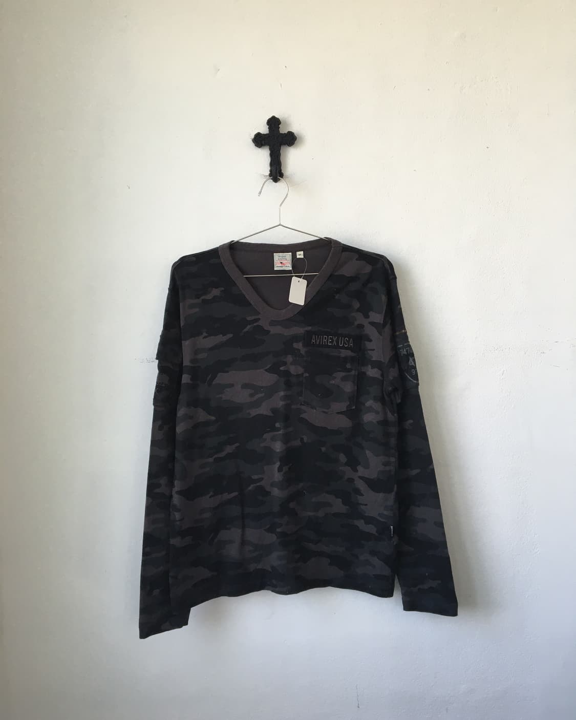 Avirex came pattern sleeve 상품이미지1