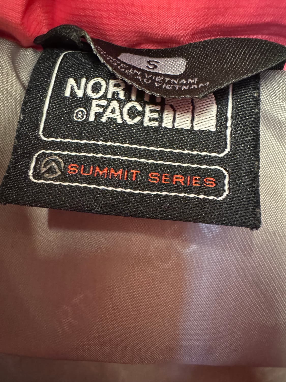 노스페이스 700 유로판 대장급 딸기우유 패딩조끼 처분  상품이미지2