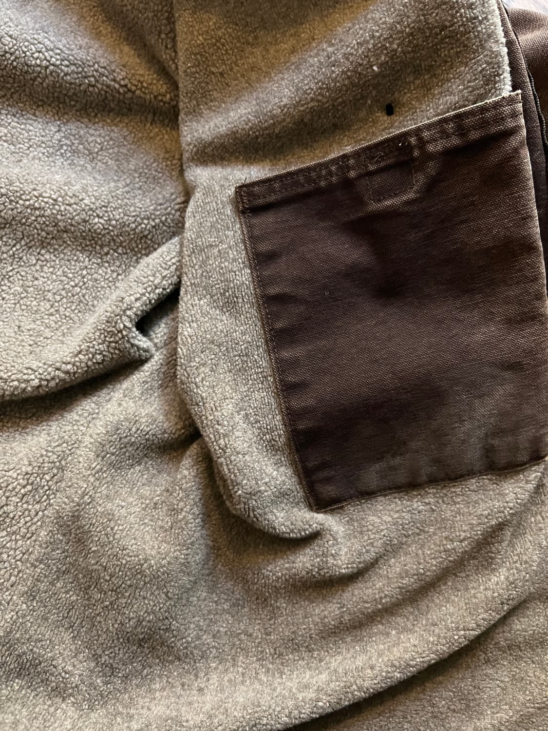 [M]칼하트 USA J141 빈티지 워싱 다크브라운 액티브 워크 자켓 상품이미지8