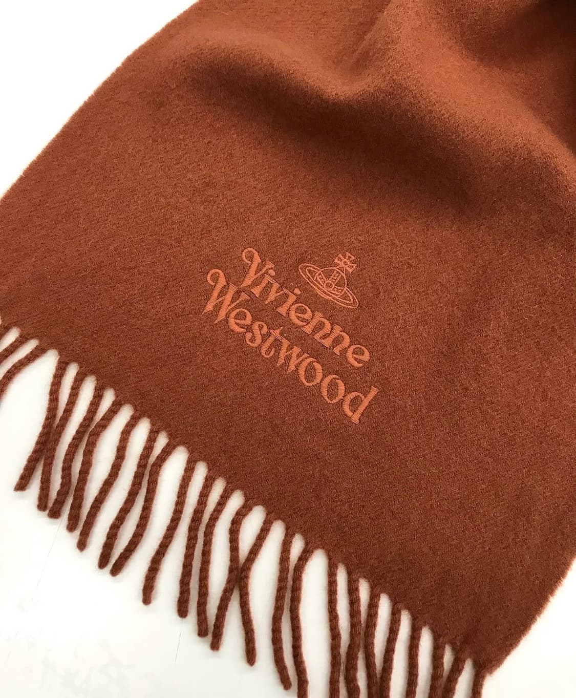 비비안웨스트우드 빅로고 울 머플러 상품이미지3