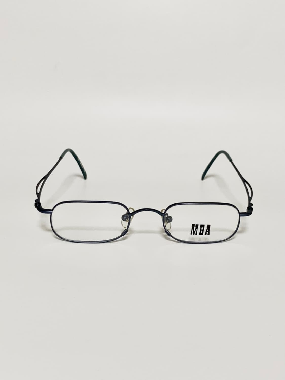 데드스탁  MBA 네이비 미니멀 라운드사각 안경테 72 상품이미지2