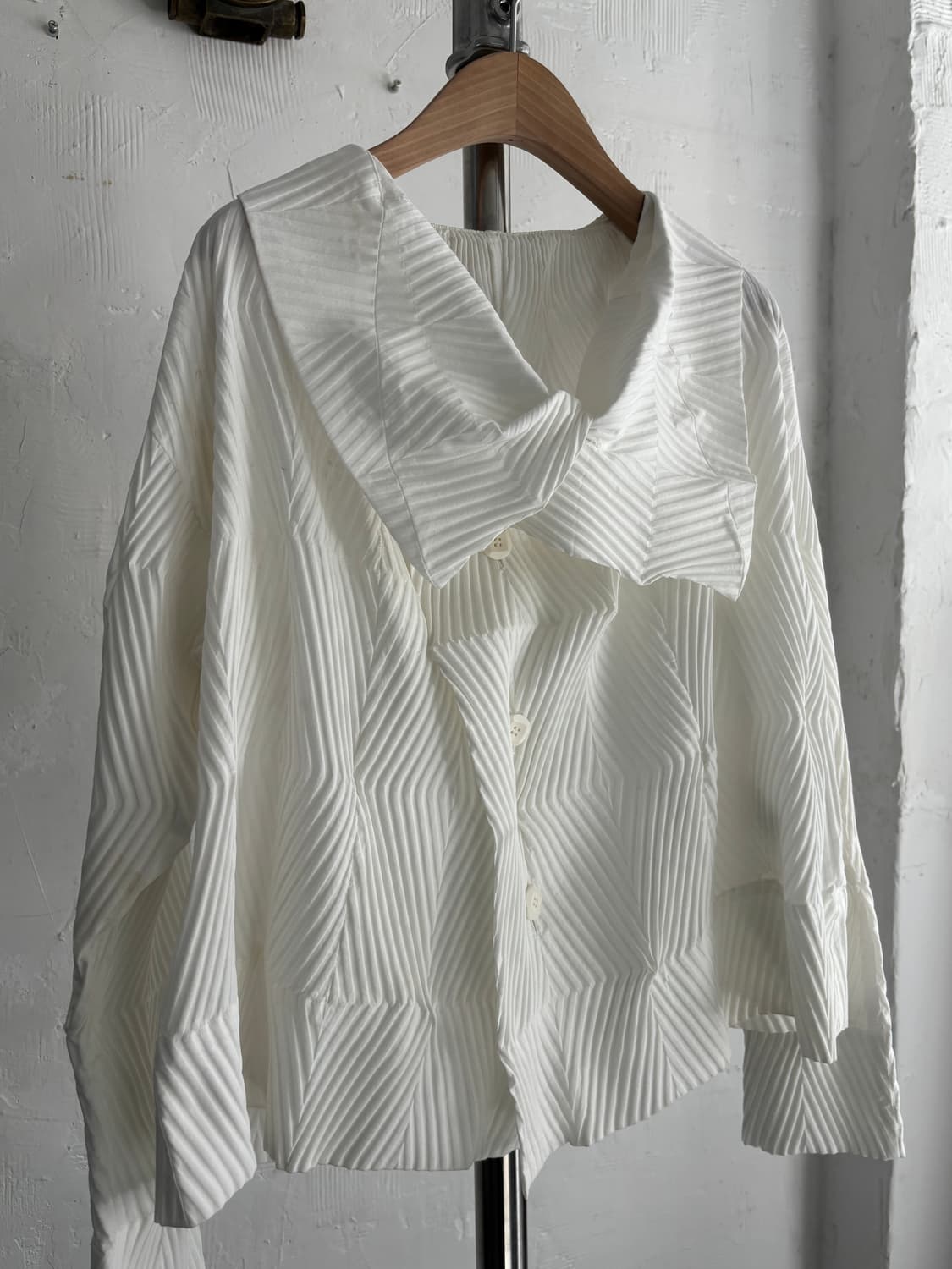 Issey Miyake 이세이미야케 화이트 빅카라 자켓 상품이미지6