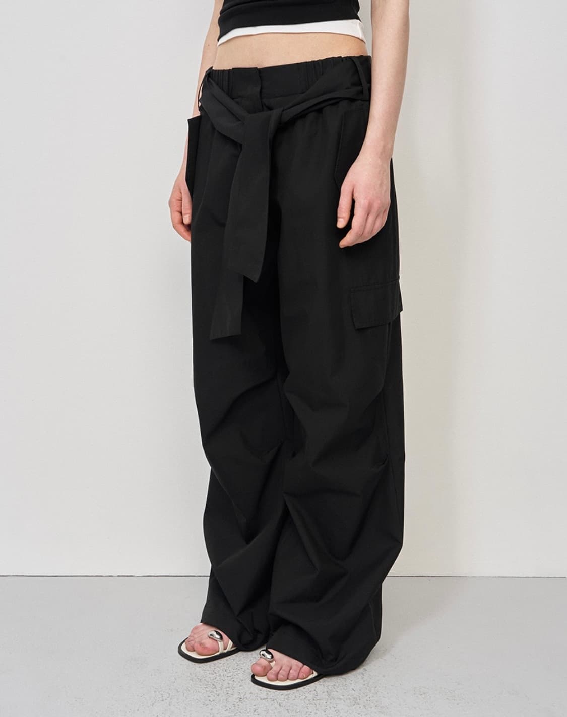 LCDC TM KNOT-DETAIL WIDE TROUSERS(블랙) 상품이미지2