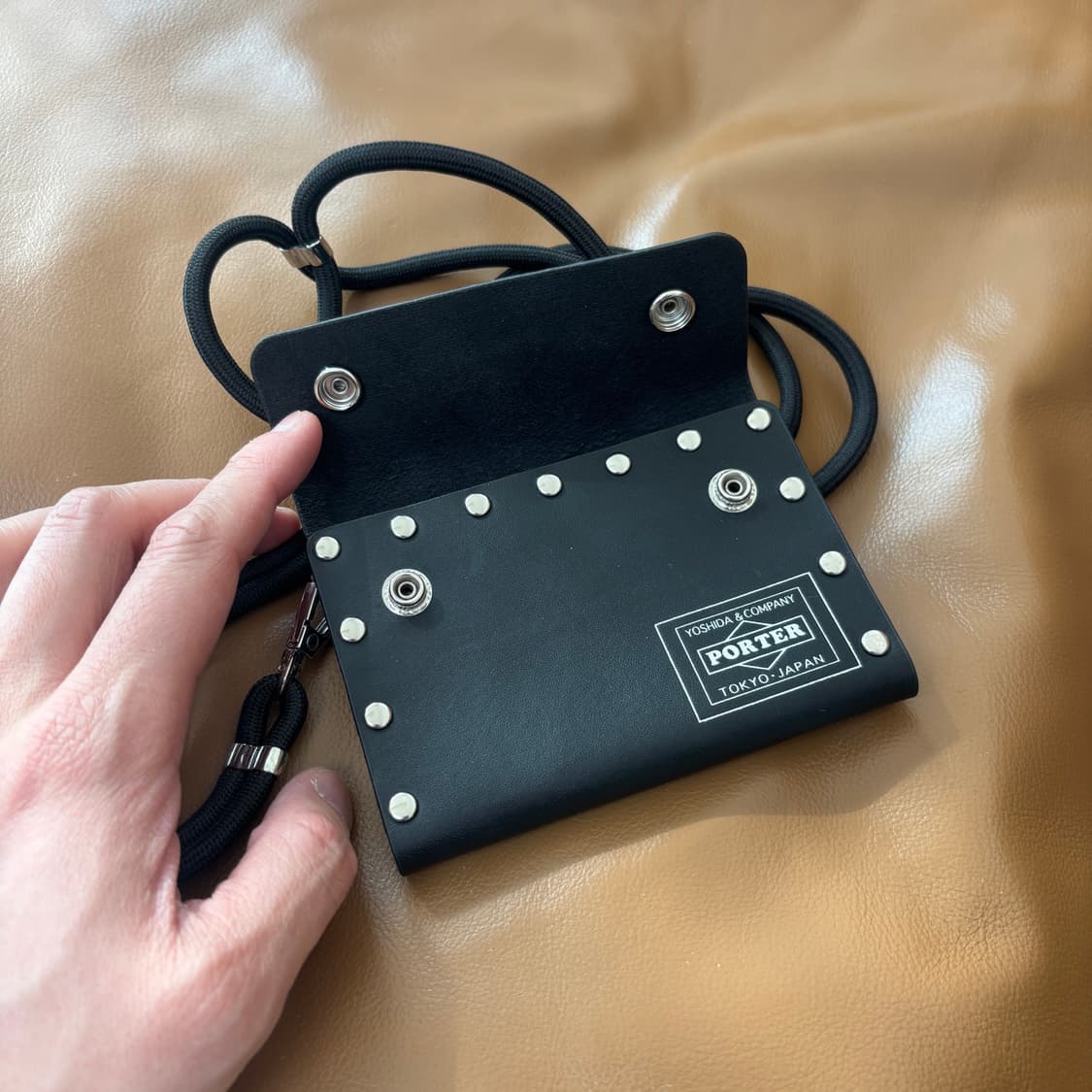 PORTER 포터 스터드 카드 케이스 지갑 블랙 (스트랩 포함) 상품이미지4