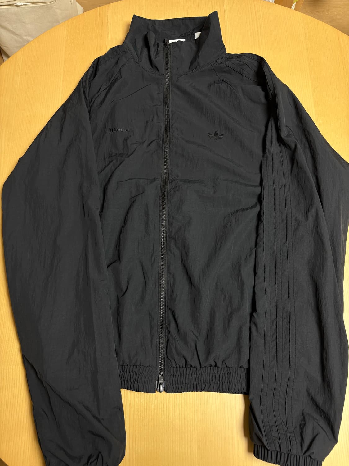 Adidas x JJJJound Nylon Track Top Black  상품이미지2