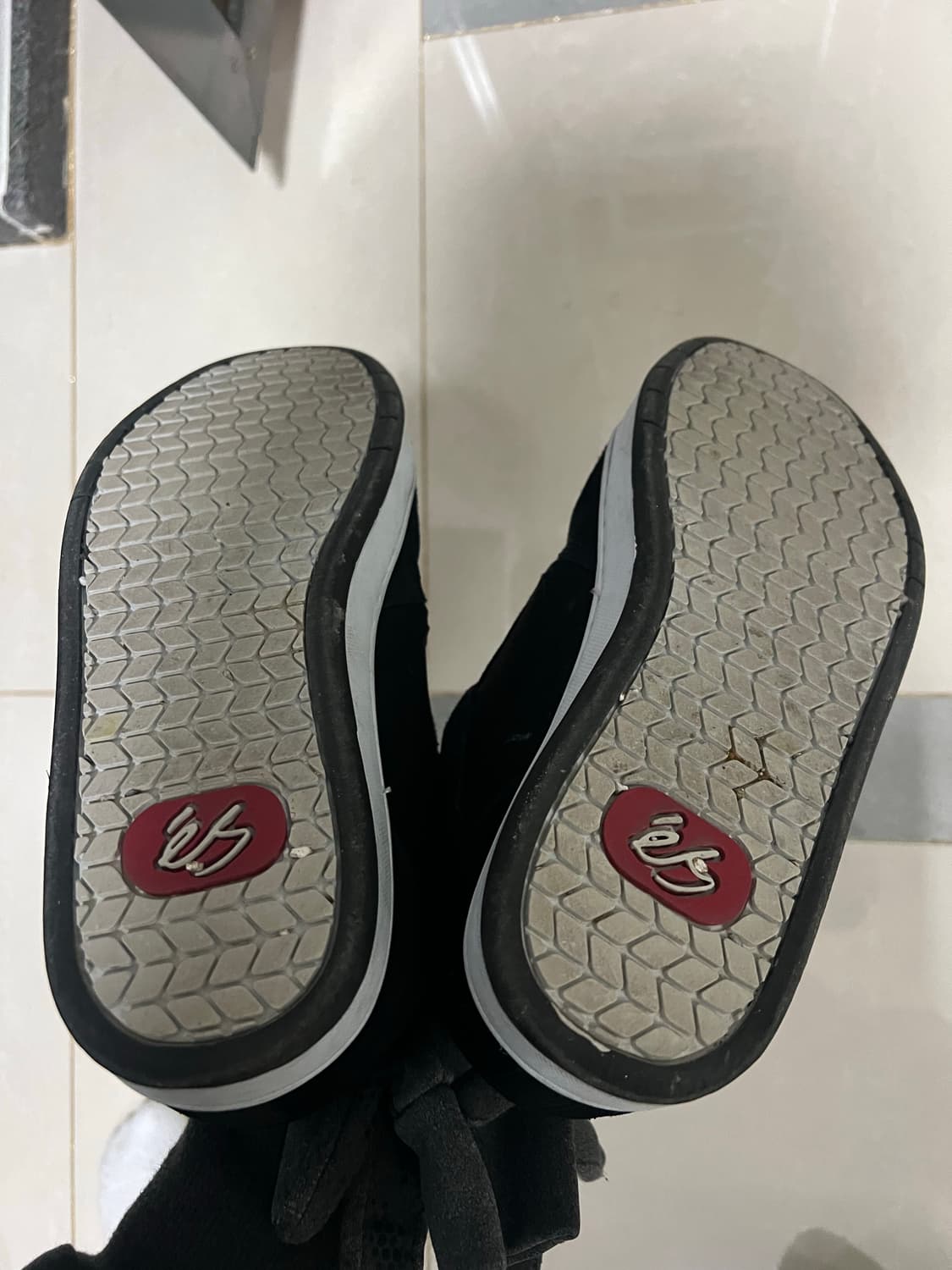 Es 에스 보드화 블랙/화이트 275 상품이미지3