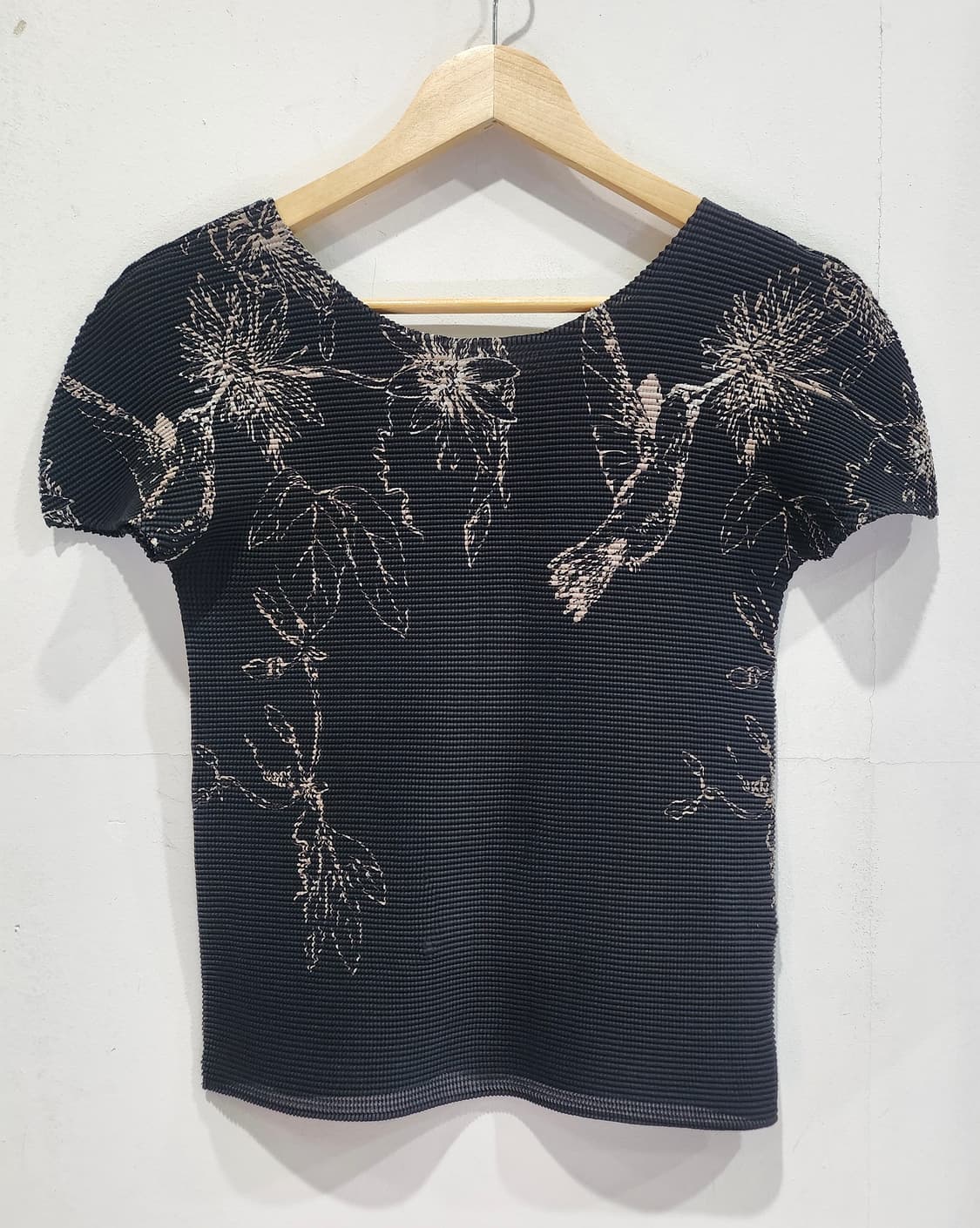 이세이미야케 플리츠 꽃무늬 반팔 티셔츠 Free 정품 상품이미지1