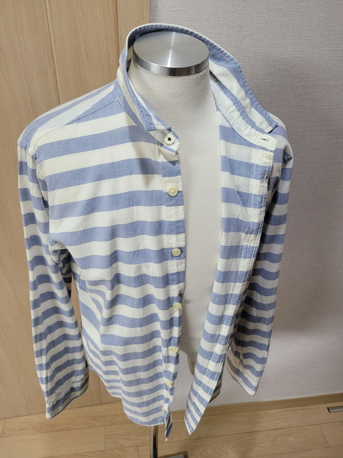 후아유 WHO.A.U 남자 스트라이프 셔츠 105 스카이블루 상품이미지7