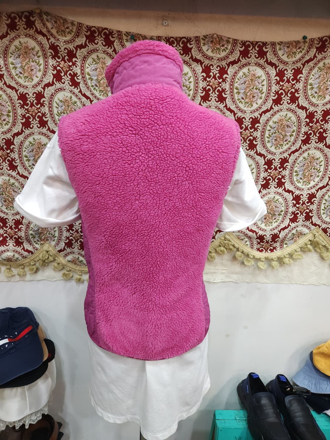 파타고니아 핑크 후리스 조끼 자켓
​
 상품이미지9