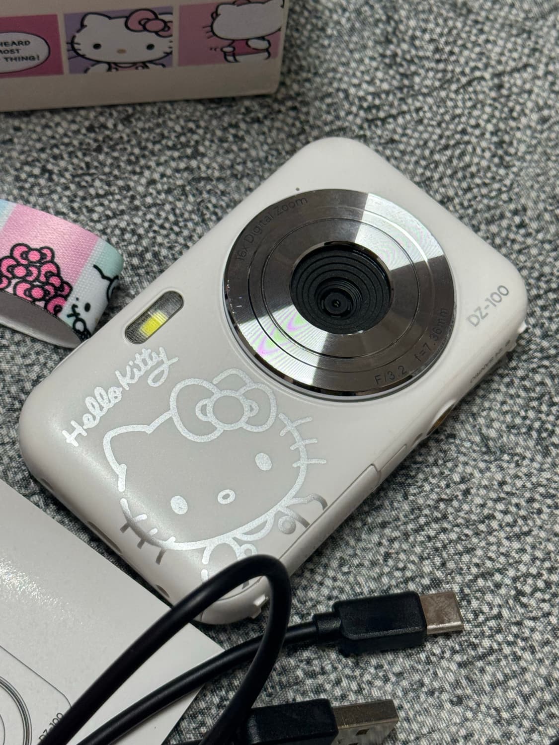 야시카x헬로키티 디카 키티디카 dz-100 키티 디지털카메라 상품이미지2