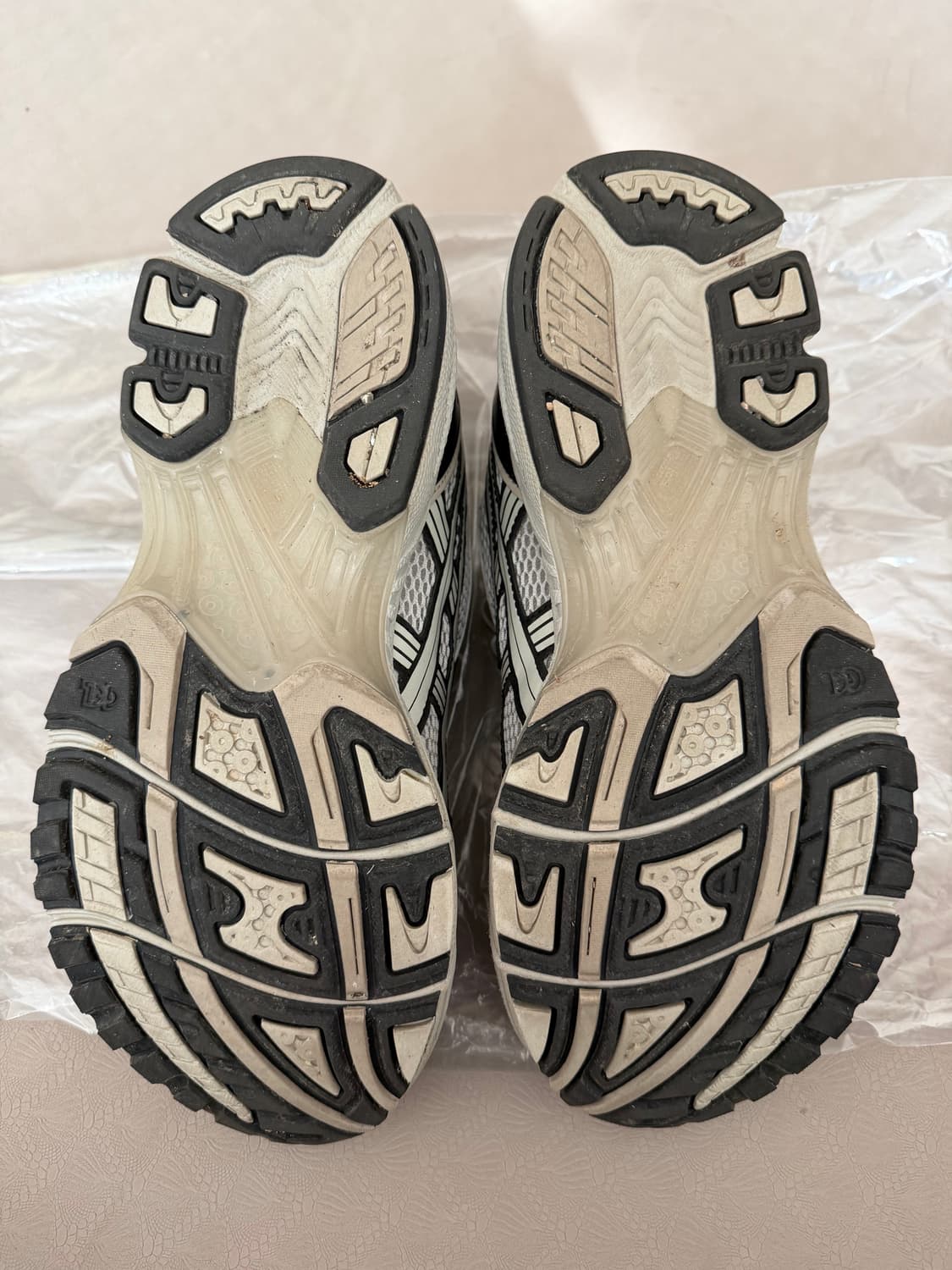 아식스 젤카야노 14 255 사이즈 상품이미지5