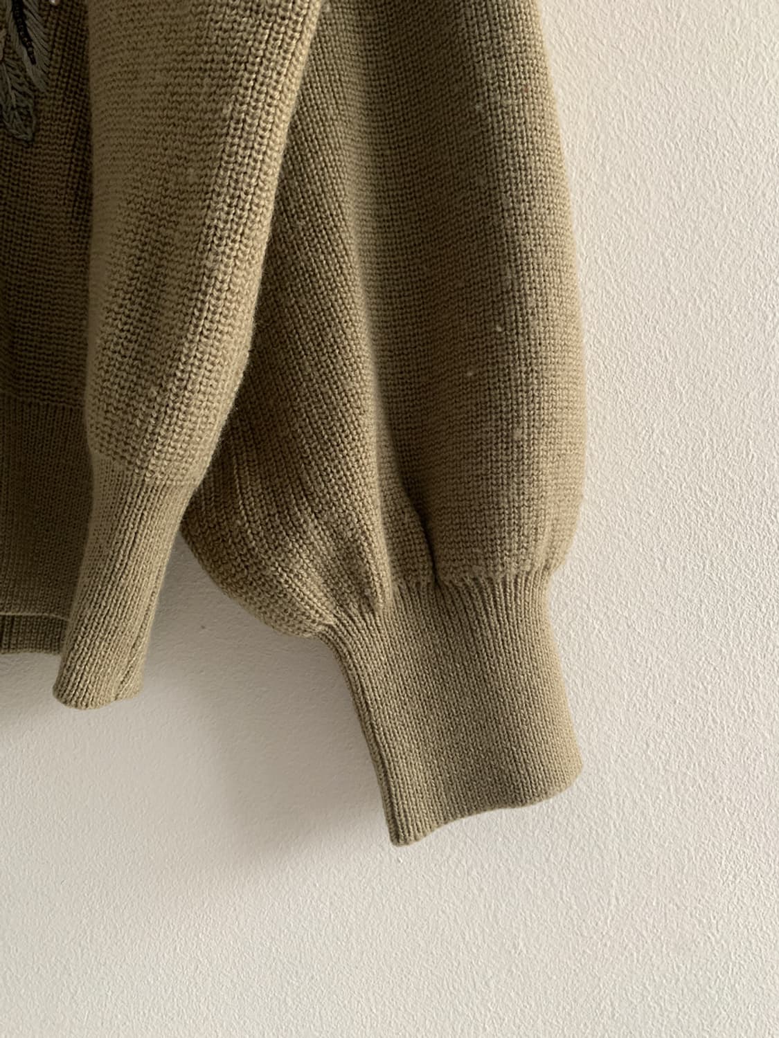 Flower Emboridery Khaki Cardigan 상품이미지6