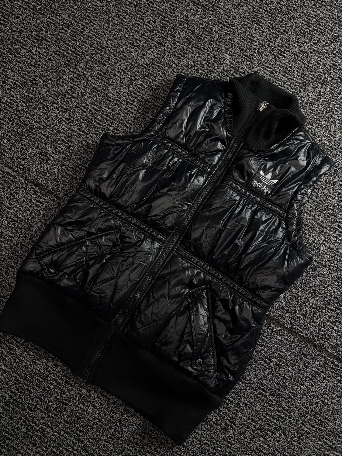 00s 아디다스 올드스쿨 글로시 패딩 베스트 1586 상품이미지1