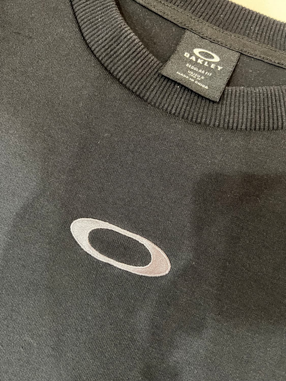 오클리 맨투맨 M 일본 세컨드핸즈에서 산거 팝니다 상품이미지3