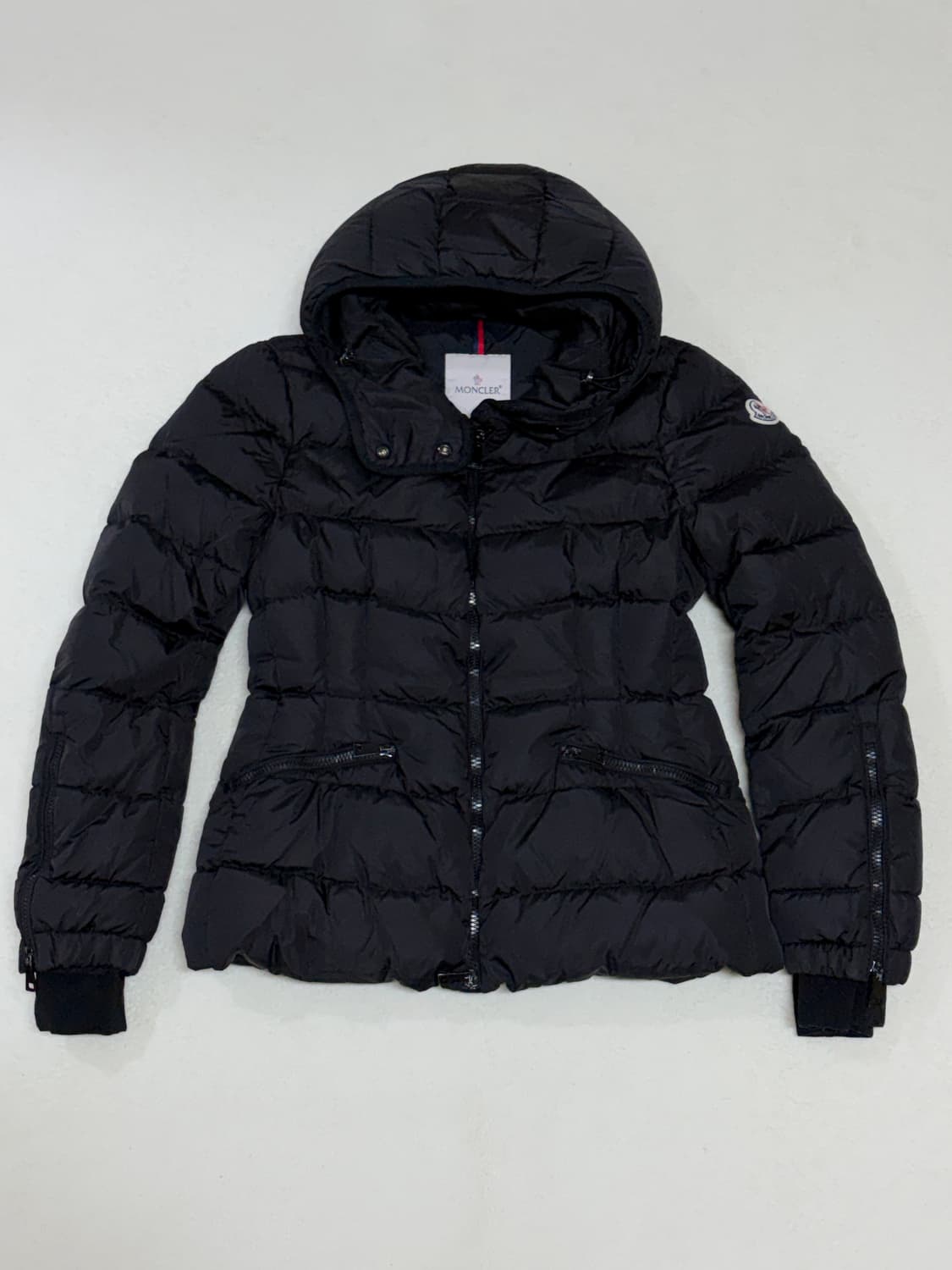 (상태굿) 몽클레어 여성 패딩 2 몽클레어 여성 후드 패딩 2 상품이미지1