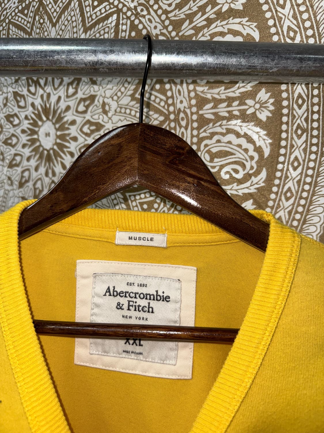 아베크롬비 머슬핏 옐로우 자수 롱슬리브 상품이미지4