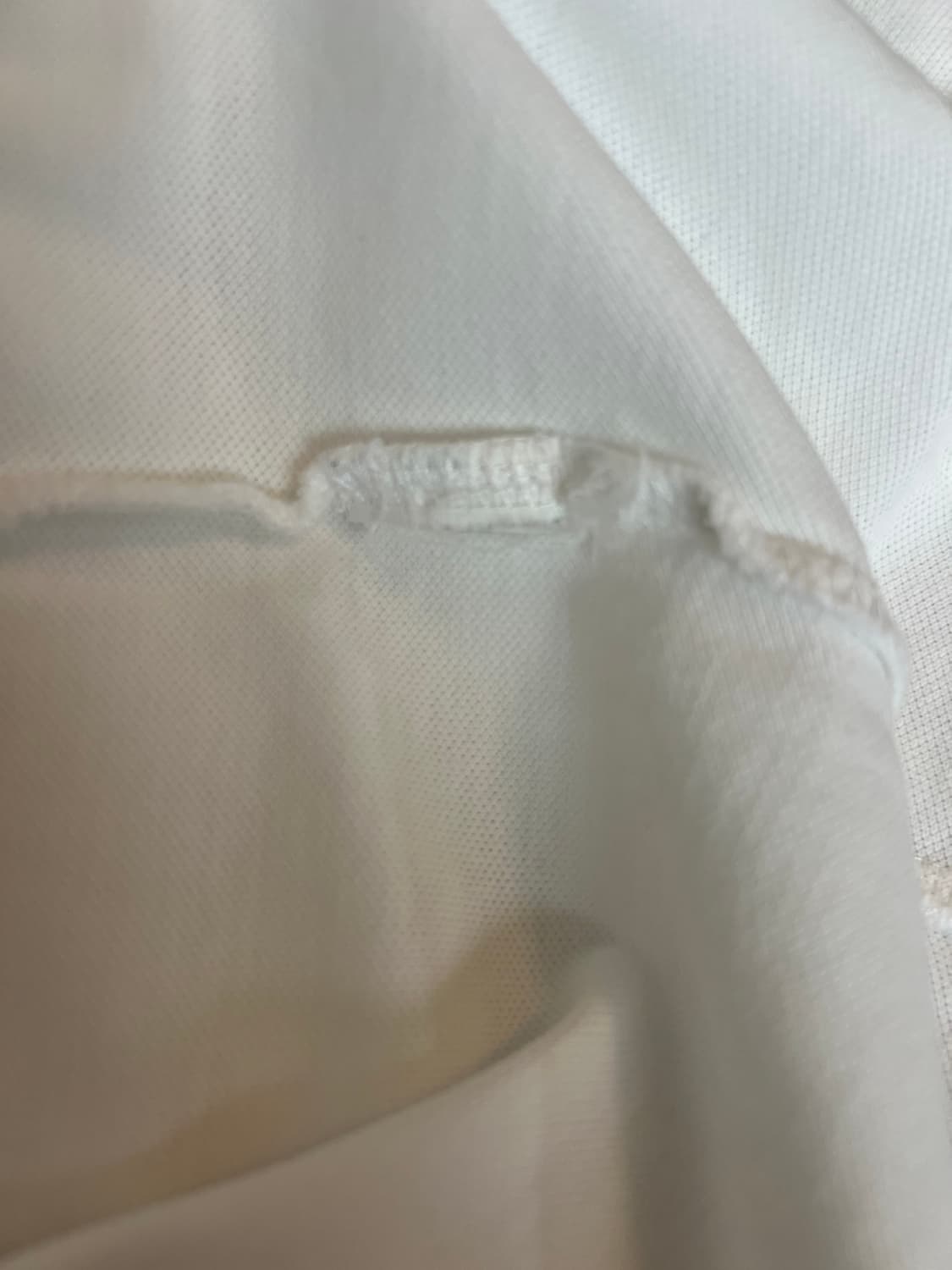 마시모뚜띠 남성 화이트 PK카라반팔티셔츠

 상품이미지6