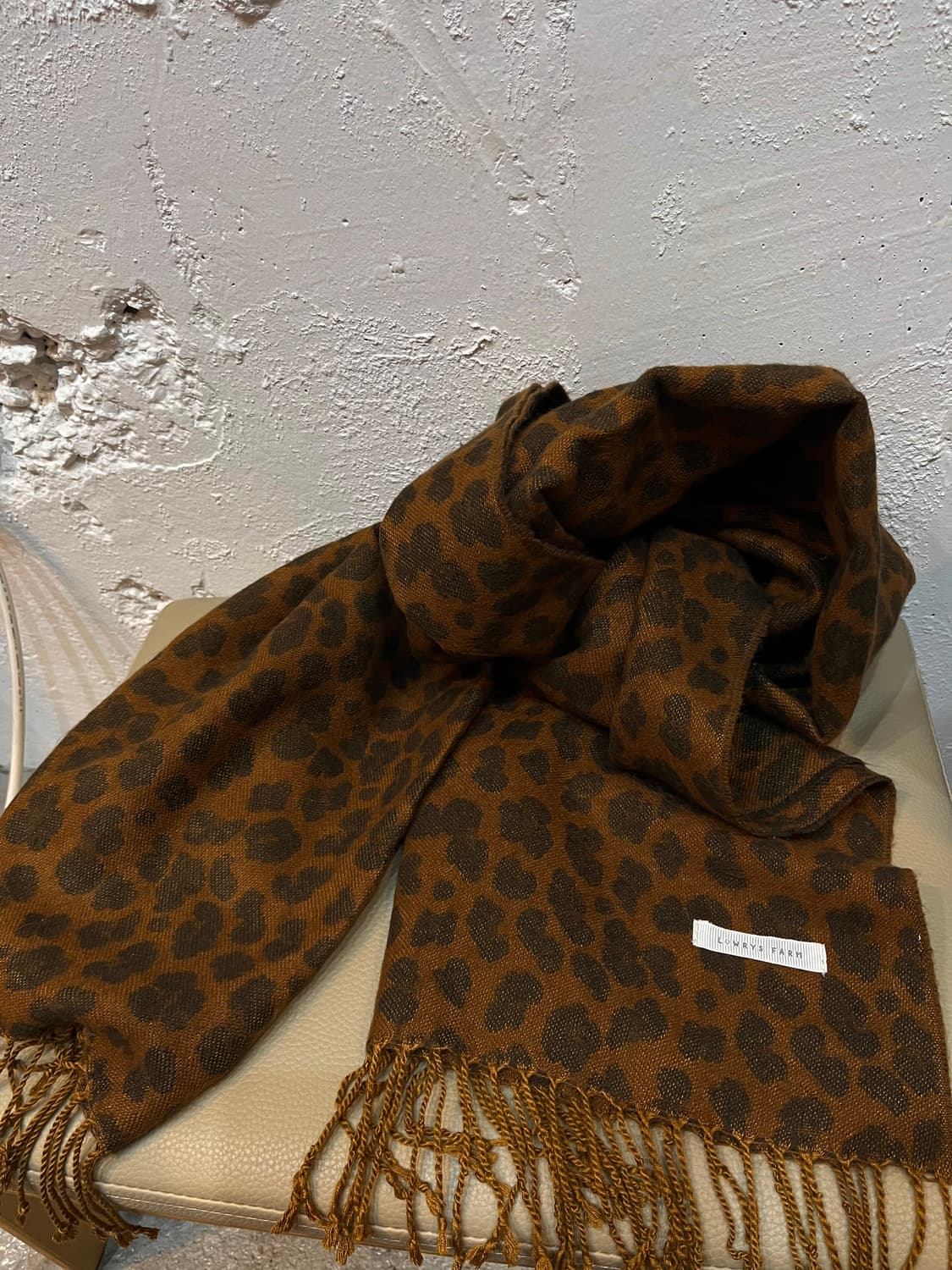 LOWRYS FARM 레오파드 숄 머플러 상품이미지1