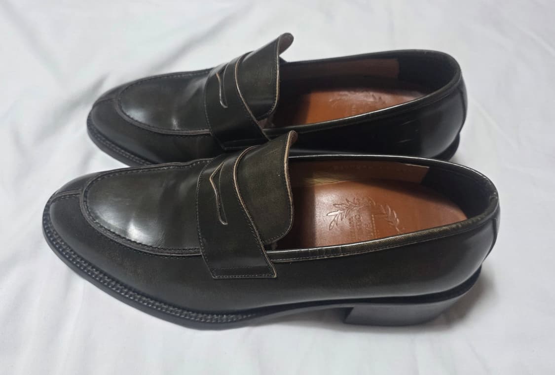 [새상품] 로맨틱무브 5cm 키높이 유팁 페니 로퍼 (딥그린 투톤) 상품이미지4