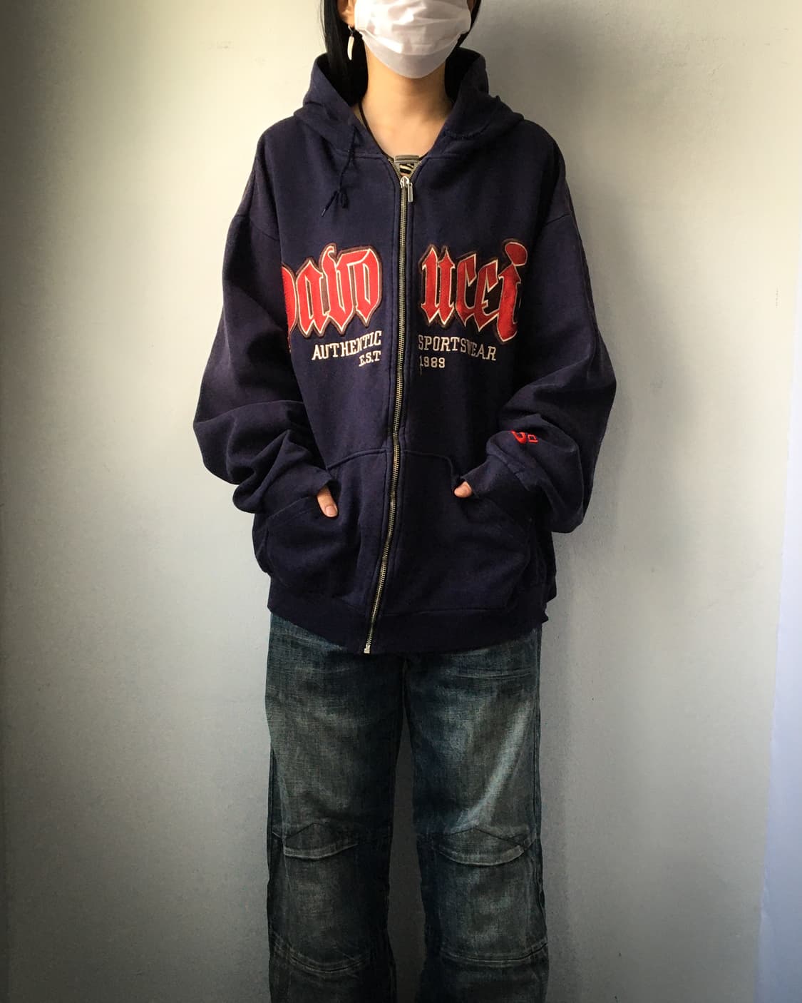 Lettering point hood zip up 상품이미지1
