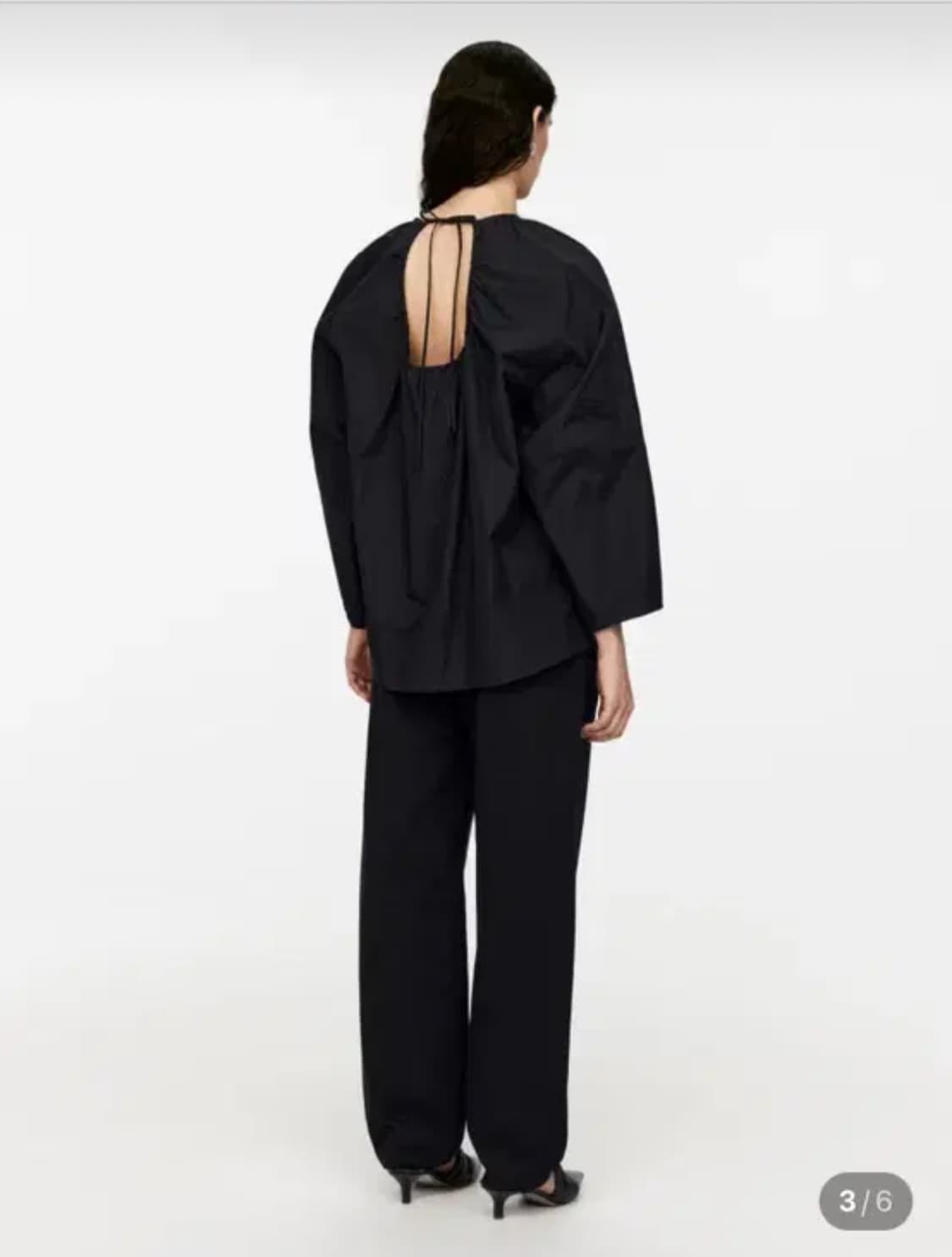 아르켓 스쿱넥 블라우스 블랙 32 상품이미지3