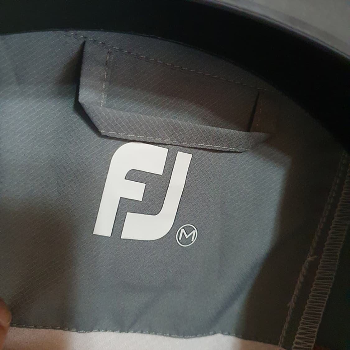 풋조이 바람막이 자켓M 상품이미지3