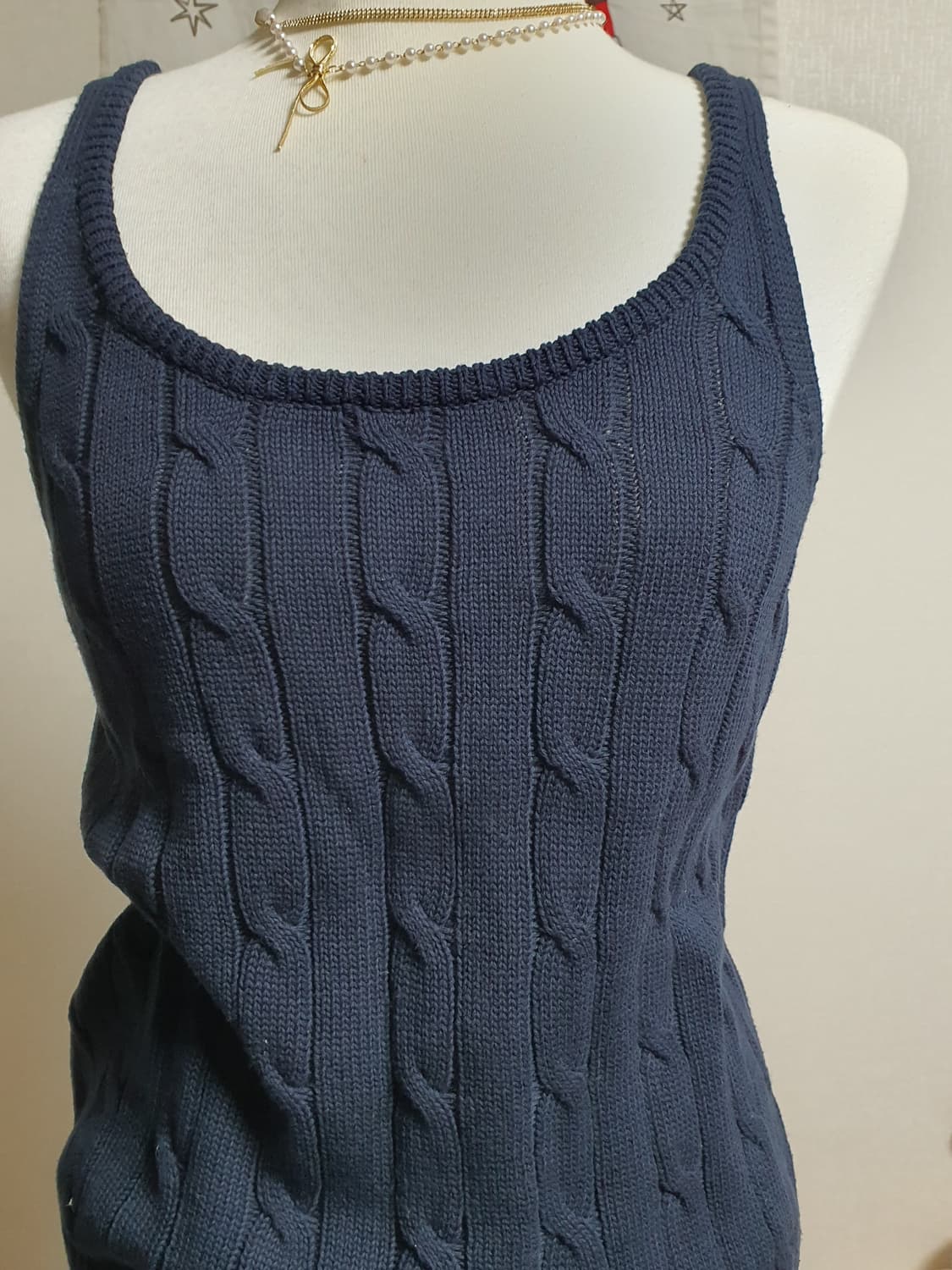 [빈티지] 꽈배기 니트 끈나시 네이비 상품이미지2