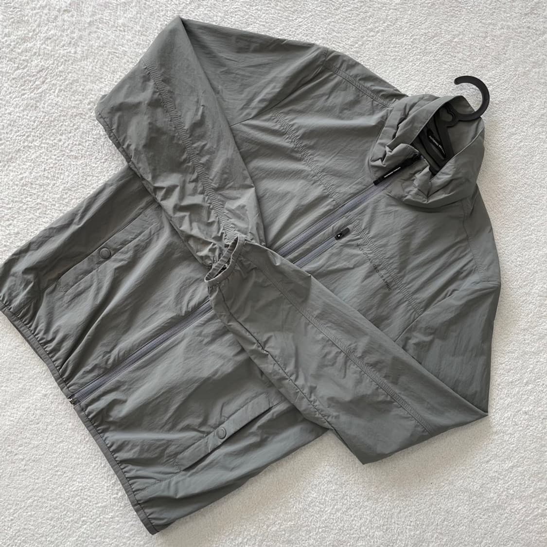 M 내셔널지오그래픽 2024 경량 바람막이 95 상품이미지3