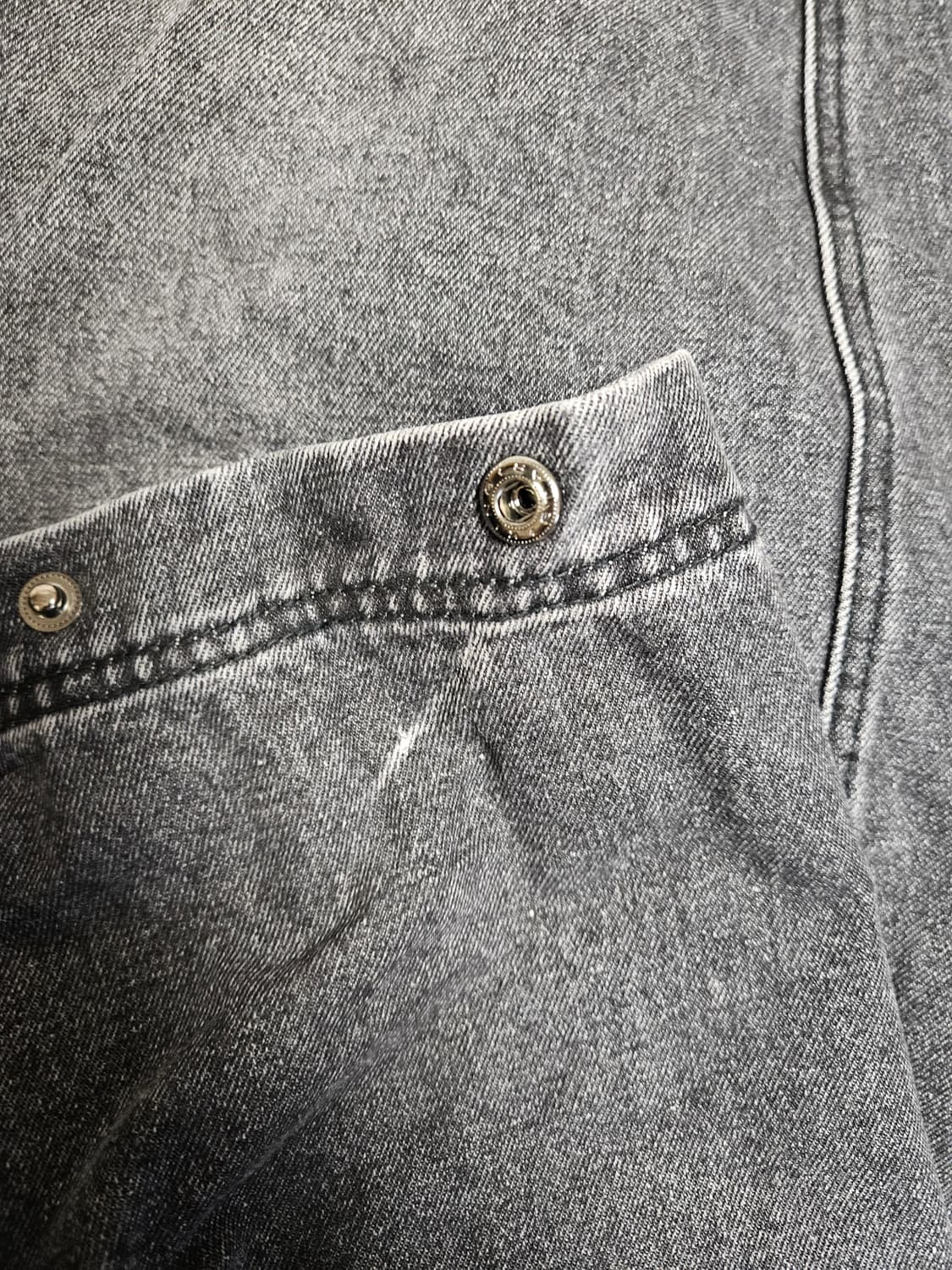 애티튜드 애티튜드 커브드 워싱 와이드 데님 팬츠 (블랙) 상품이미지3