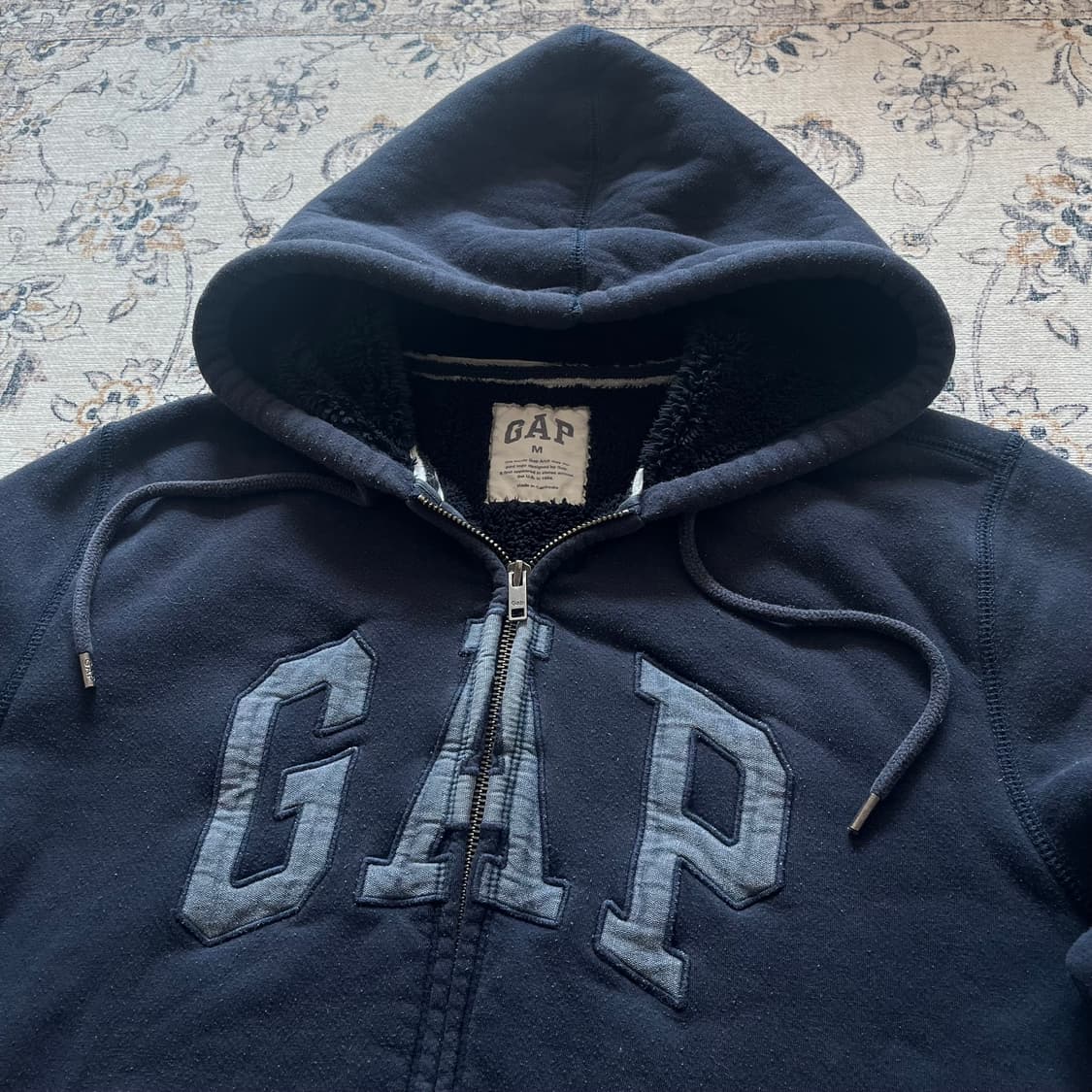 갭 빅로고 쉐르파 후드집업 상품이미지2