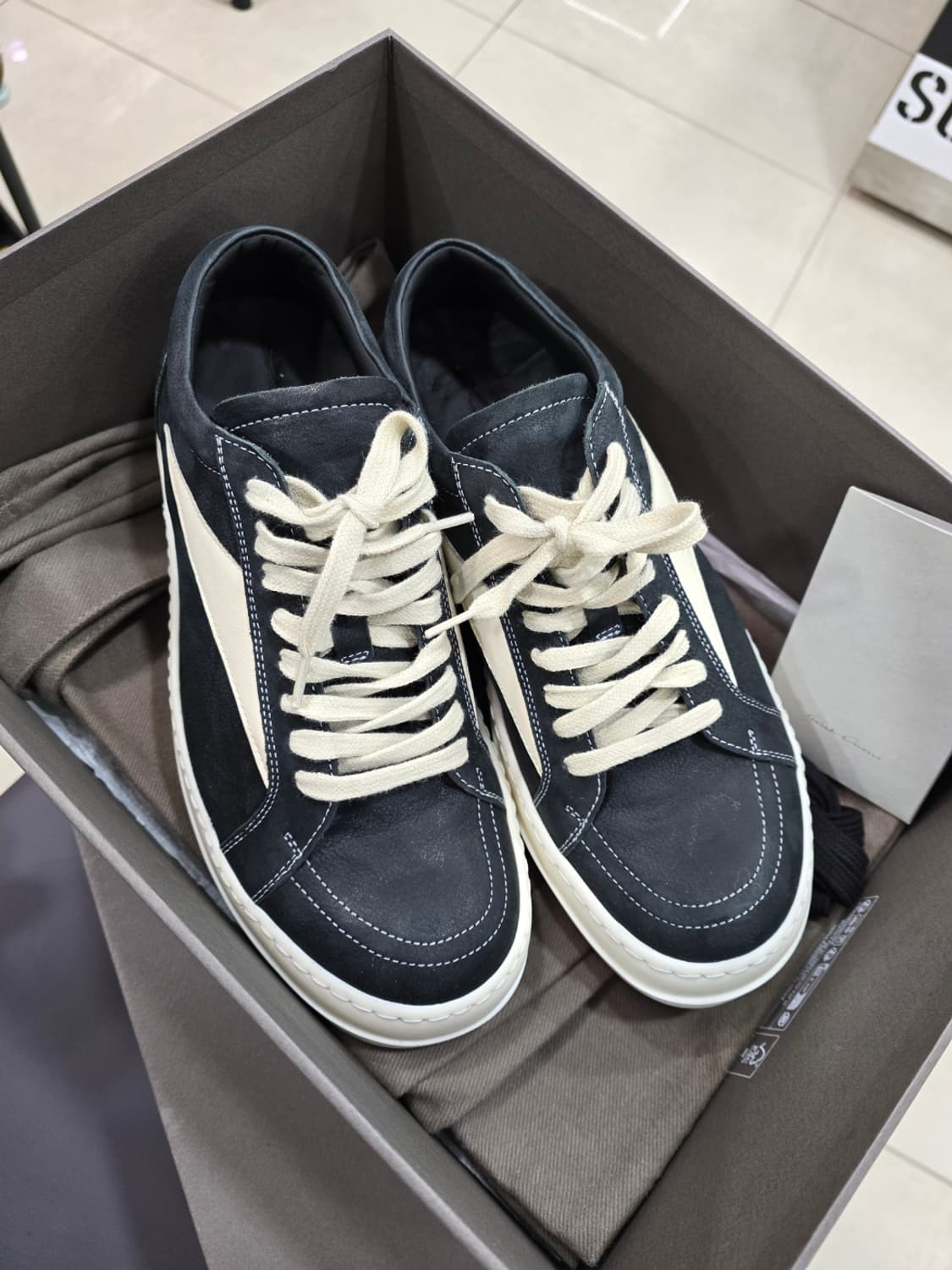 [정품] 릭오웬스 릭반스 남자 스니커즈 41 상품이미지1