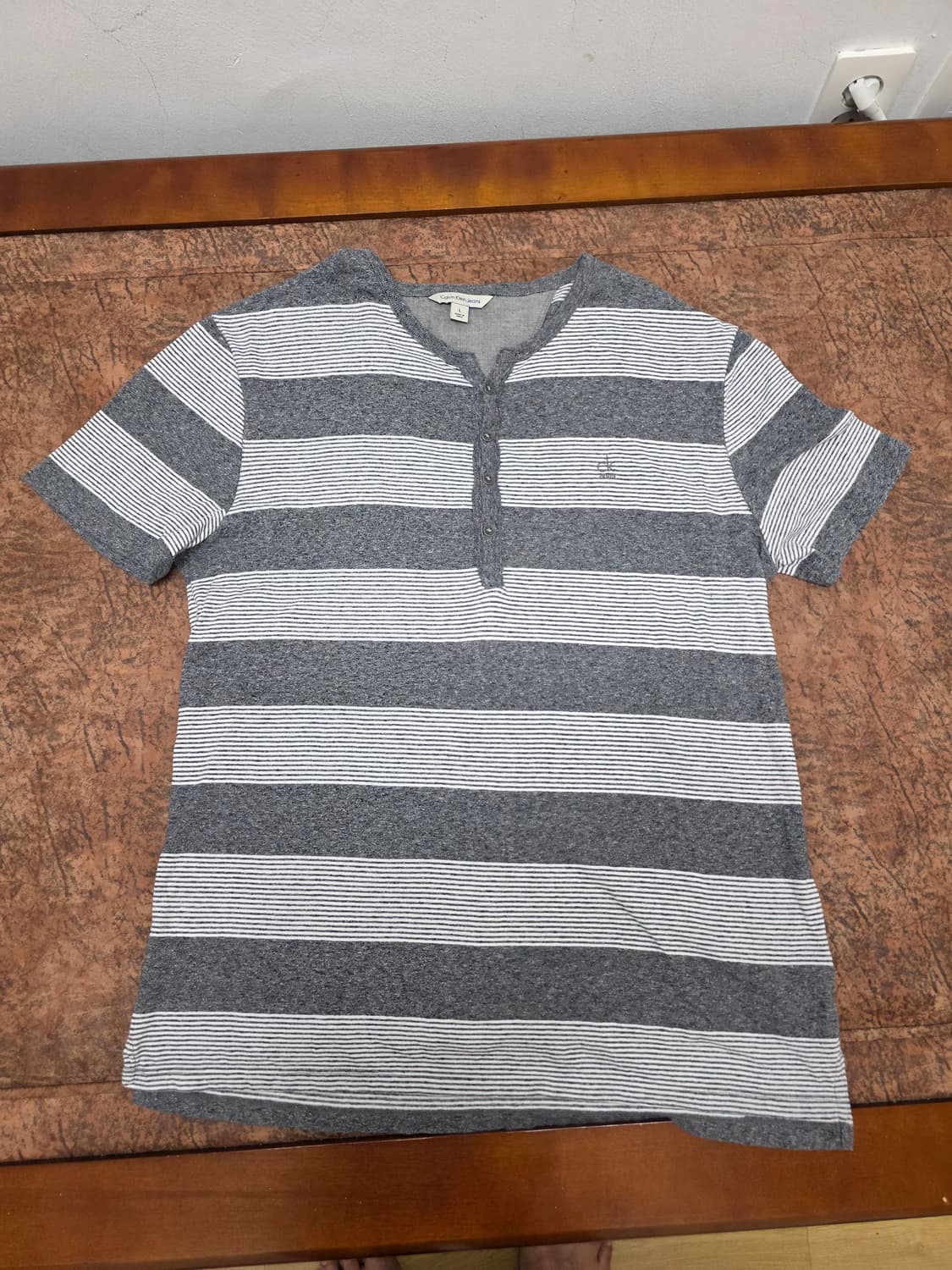 캘빈클라인 스트라이프 헨리넥 반팔티 L 상품이미지1