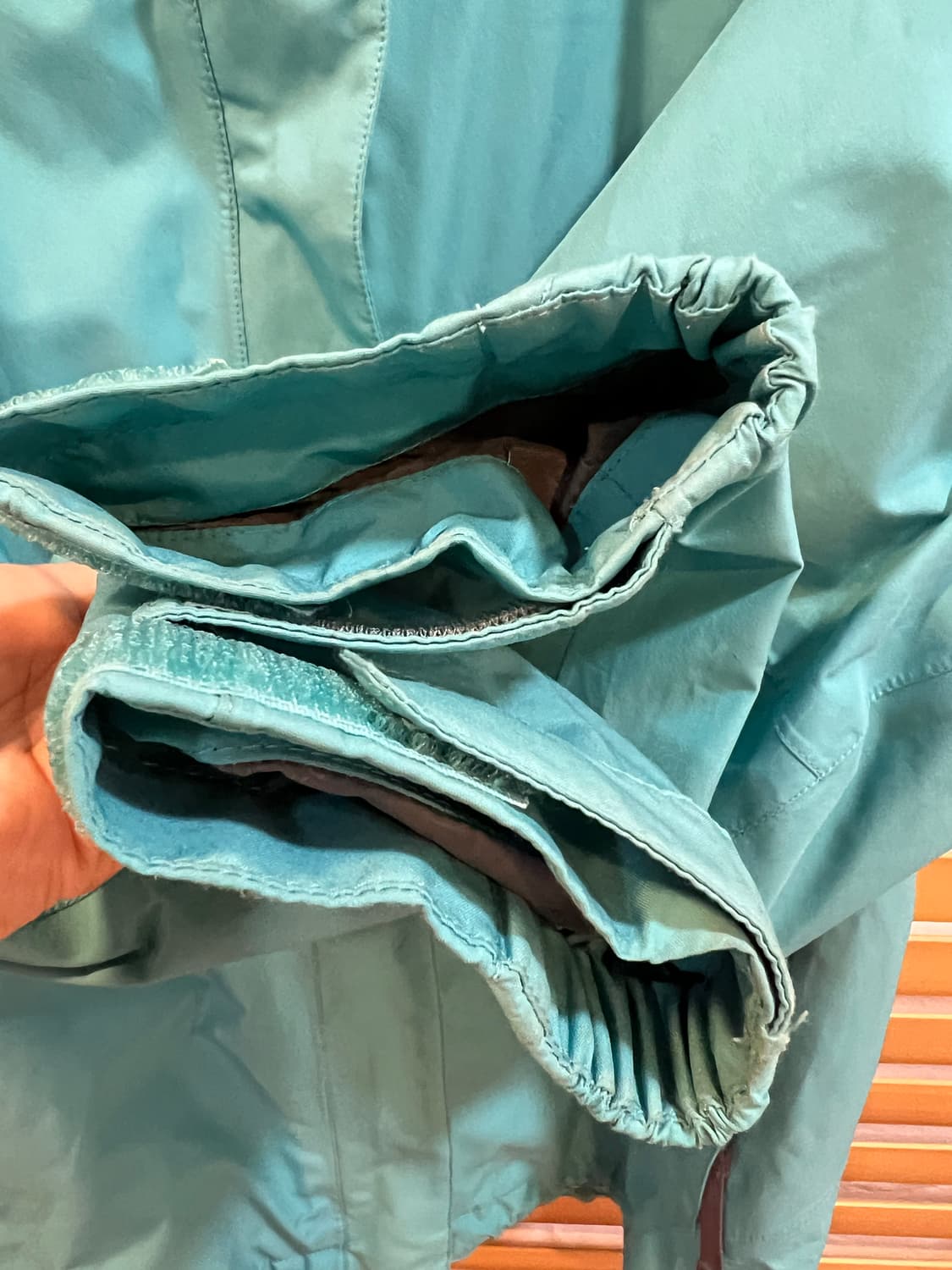 노스페이스 여성 스카이블루 고어텍스 후드집업점퍼 바람막이점퍼 상품이미지4