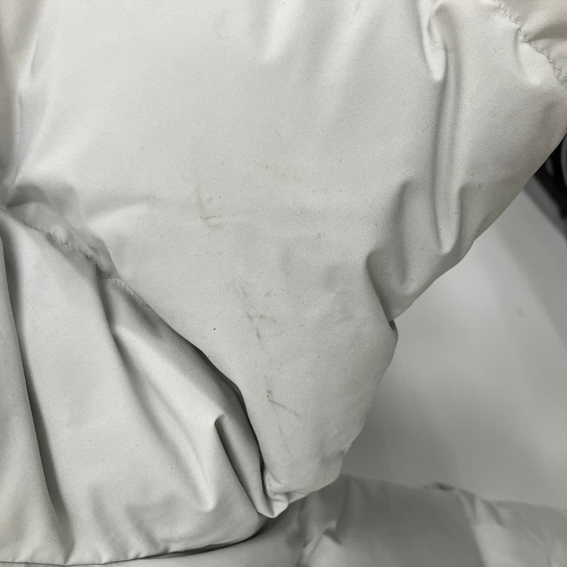 인사일런스 그레이 에센셜 다운 패딩 점퍼 S 상품이미지7