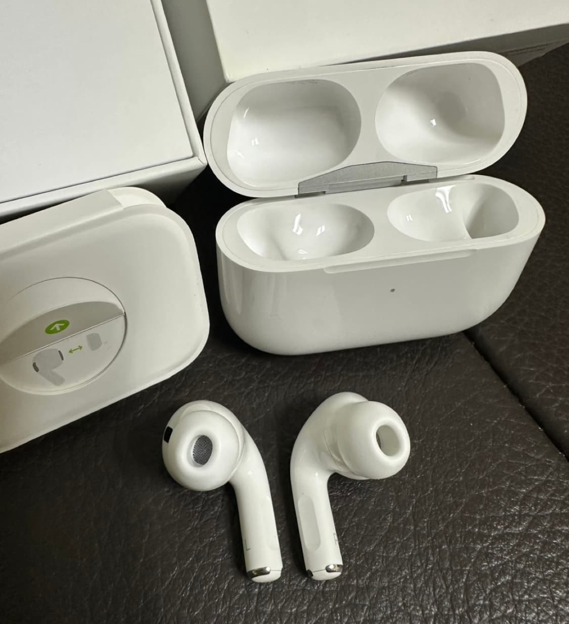 에어팟프로2 상품이미지1