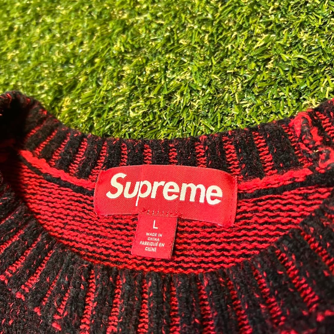 슈프림 콘트라스트 아크 스웨터 상품이미지2