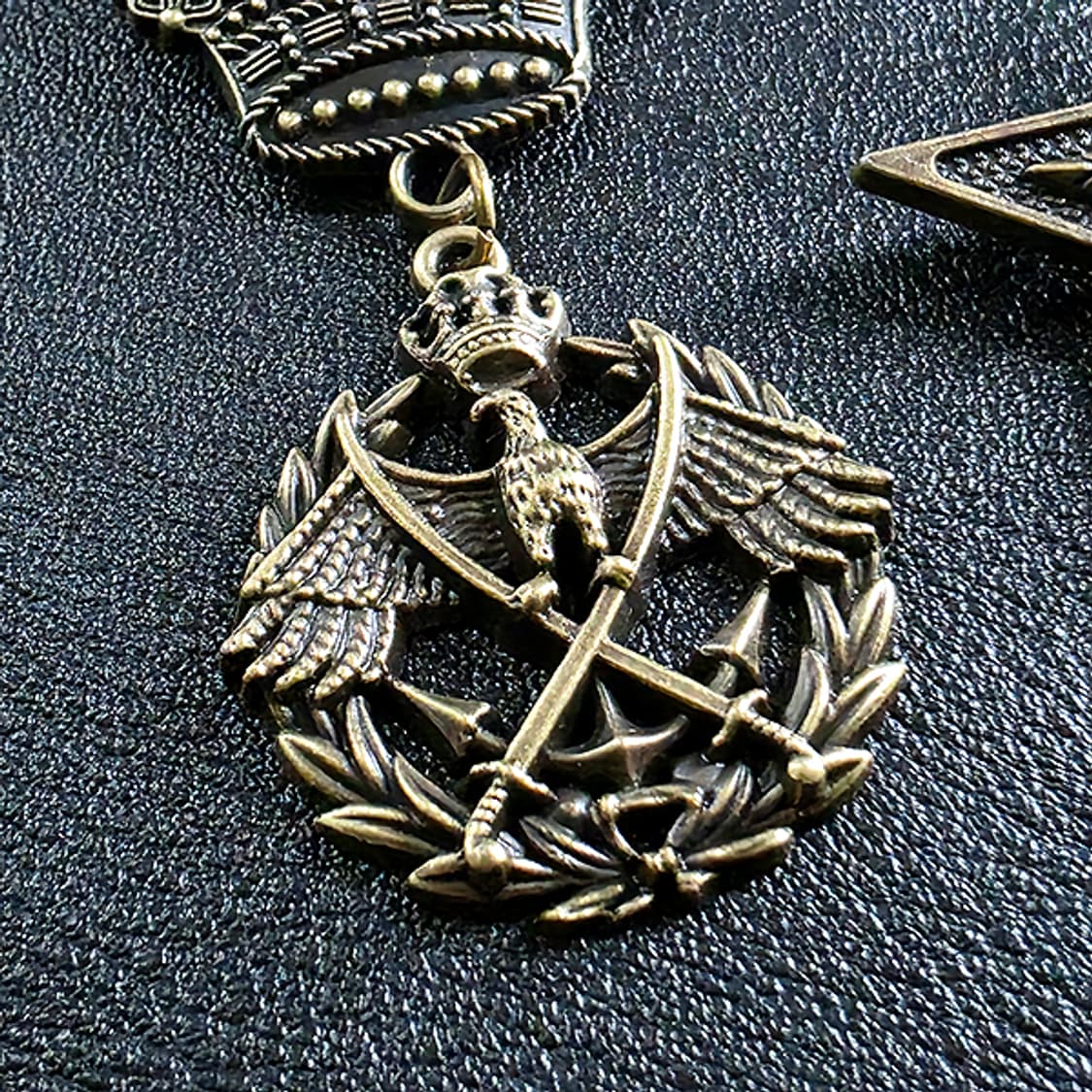 Eagor 브로치 남자 여자 엔틱 빈티지 왕관 독수리 상품이미지2